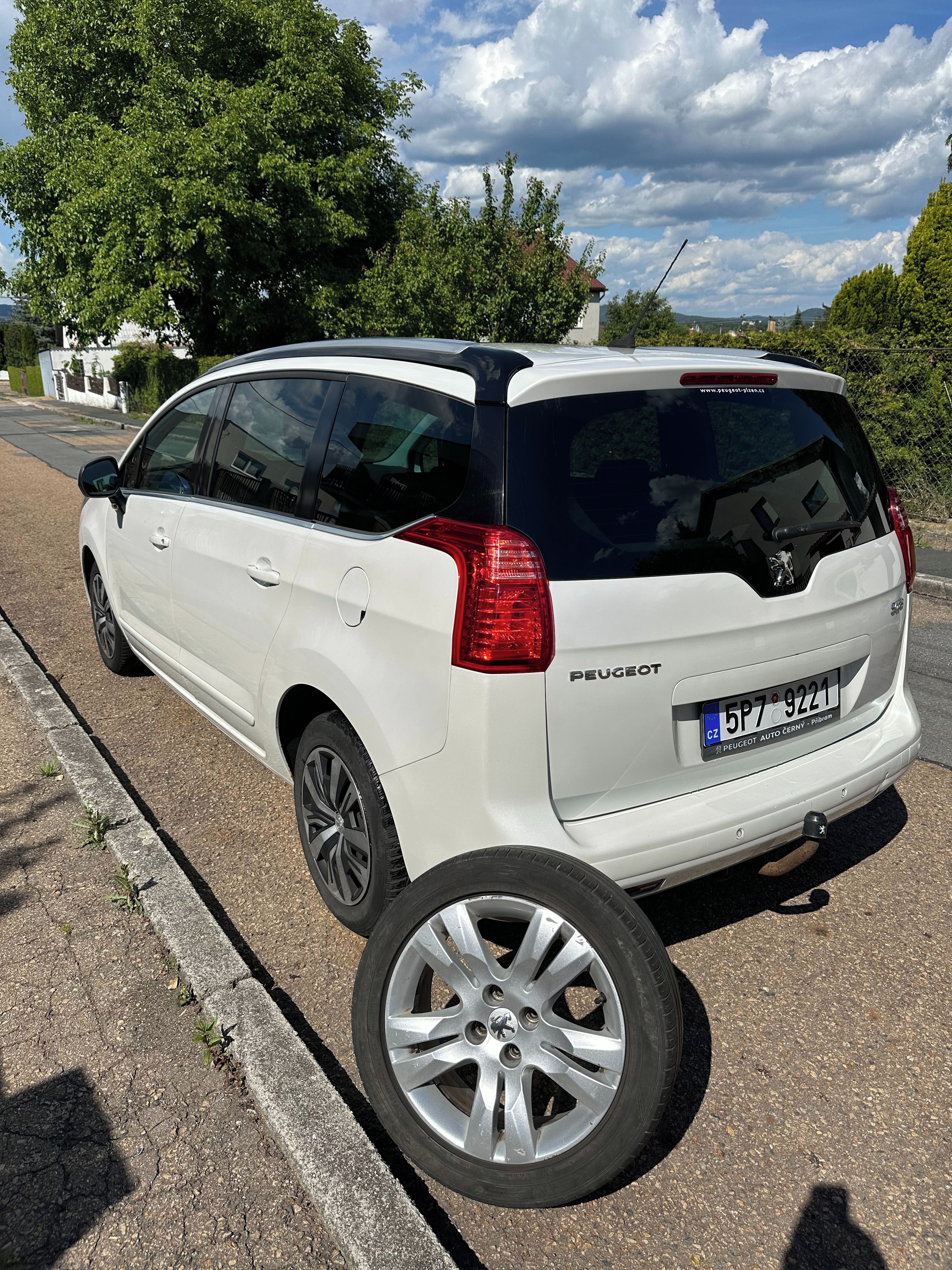 Peugeot 5008, Peugeot 5008, 1. majitel - fotka 4