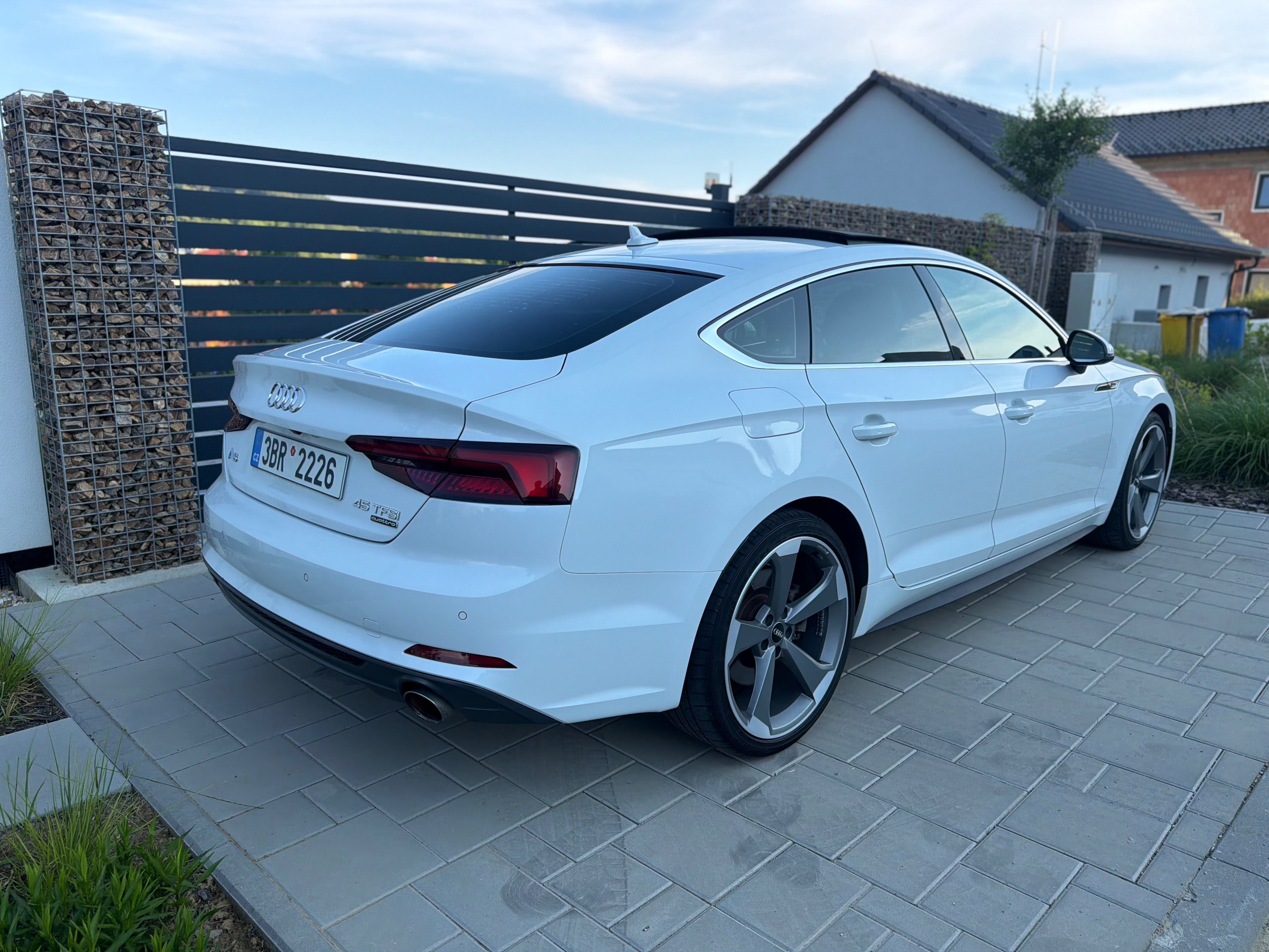Audi A5, 2.0 TFSI 180 kW Quattro,S-line - fotka 5