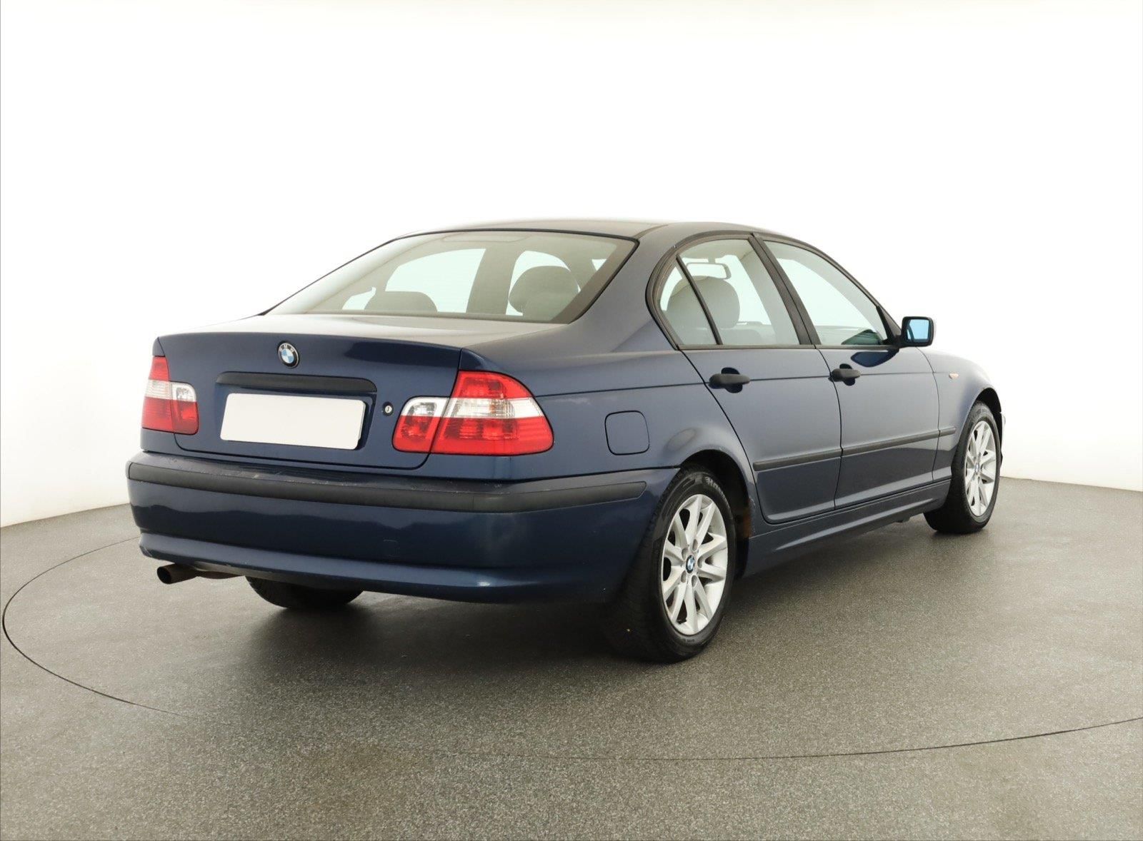 BMW Řada 3, 316 i, po STK - fotka 5
