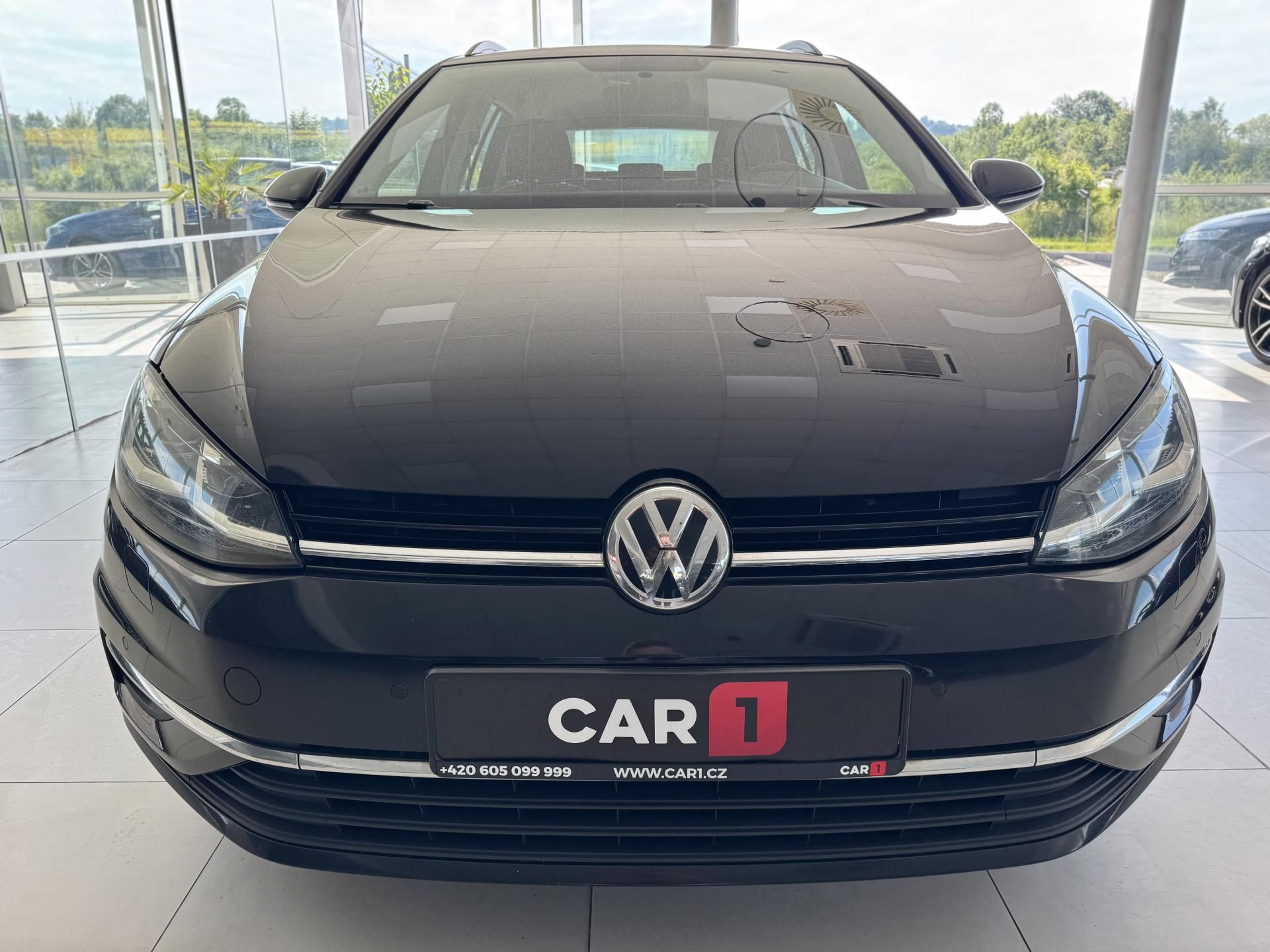Volkswagen Golf, 1,0TSI DSG*81kW*LED*Masáž - fotka 3