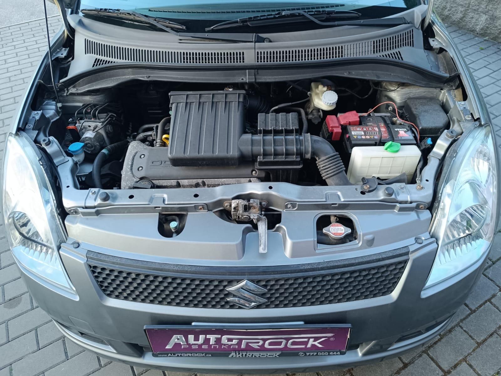 Suzuki Swift, 1.3/68kw - fotka 6