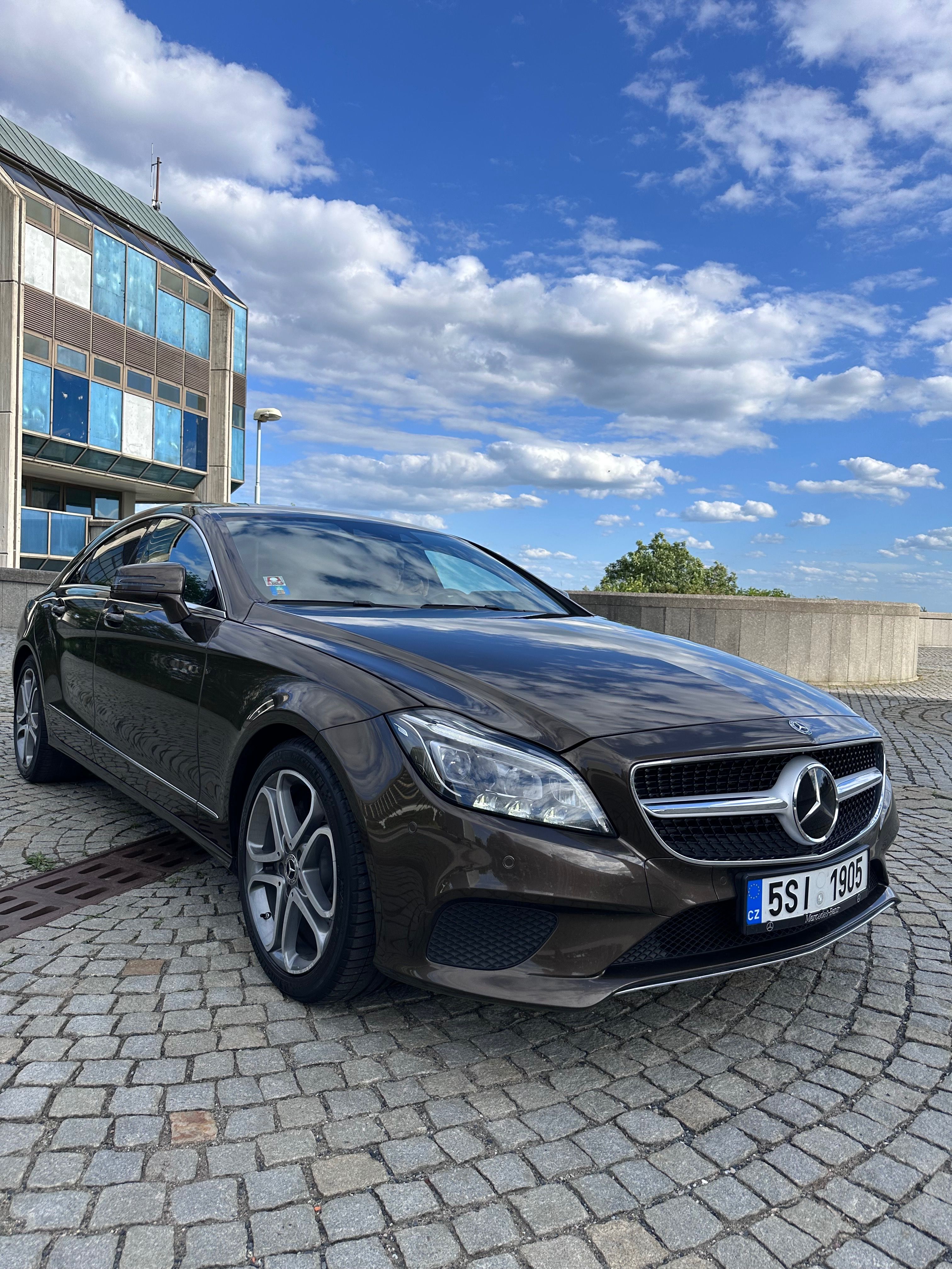 Mercedes-Benz CLS, 3.0 190kw - fotka 3