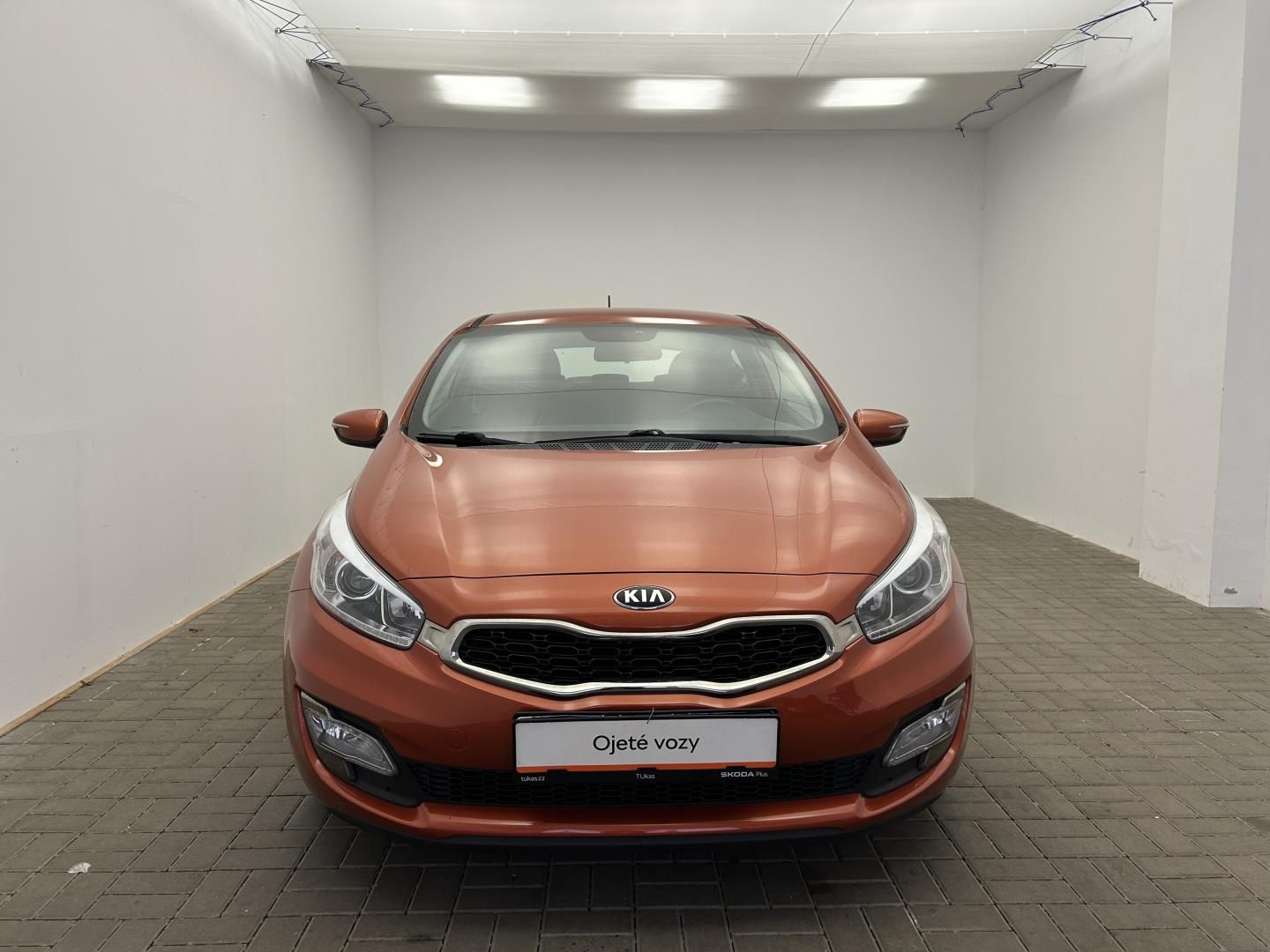 Kia Cee´d, 1.6GDi 99kW Comfort - fotka 4