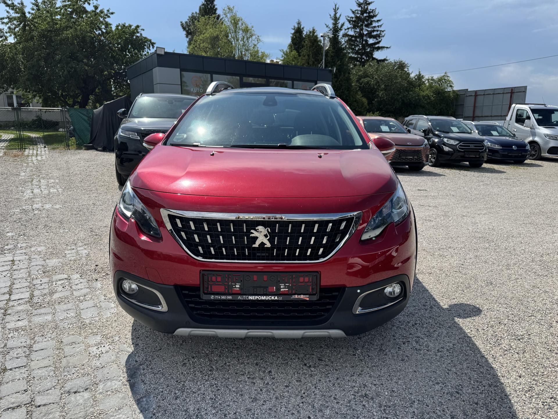 Peugeot 2008, 1.2FTS 81Kw PureTech Tažné - fotka 2