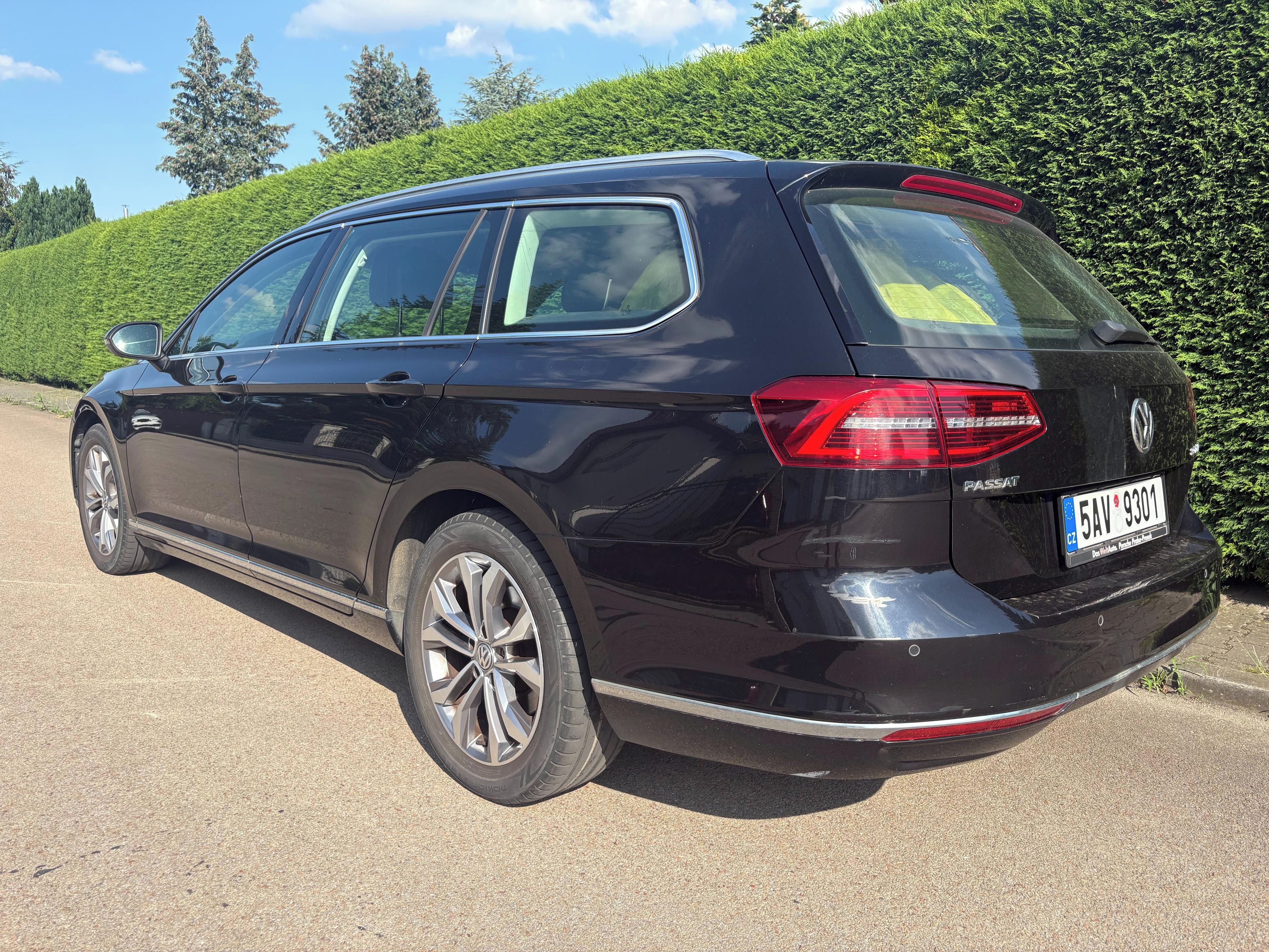 Volkswagen Passat, 2,0 / 110 kW DSG ČR - fotka 3