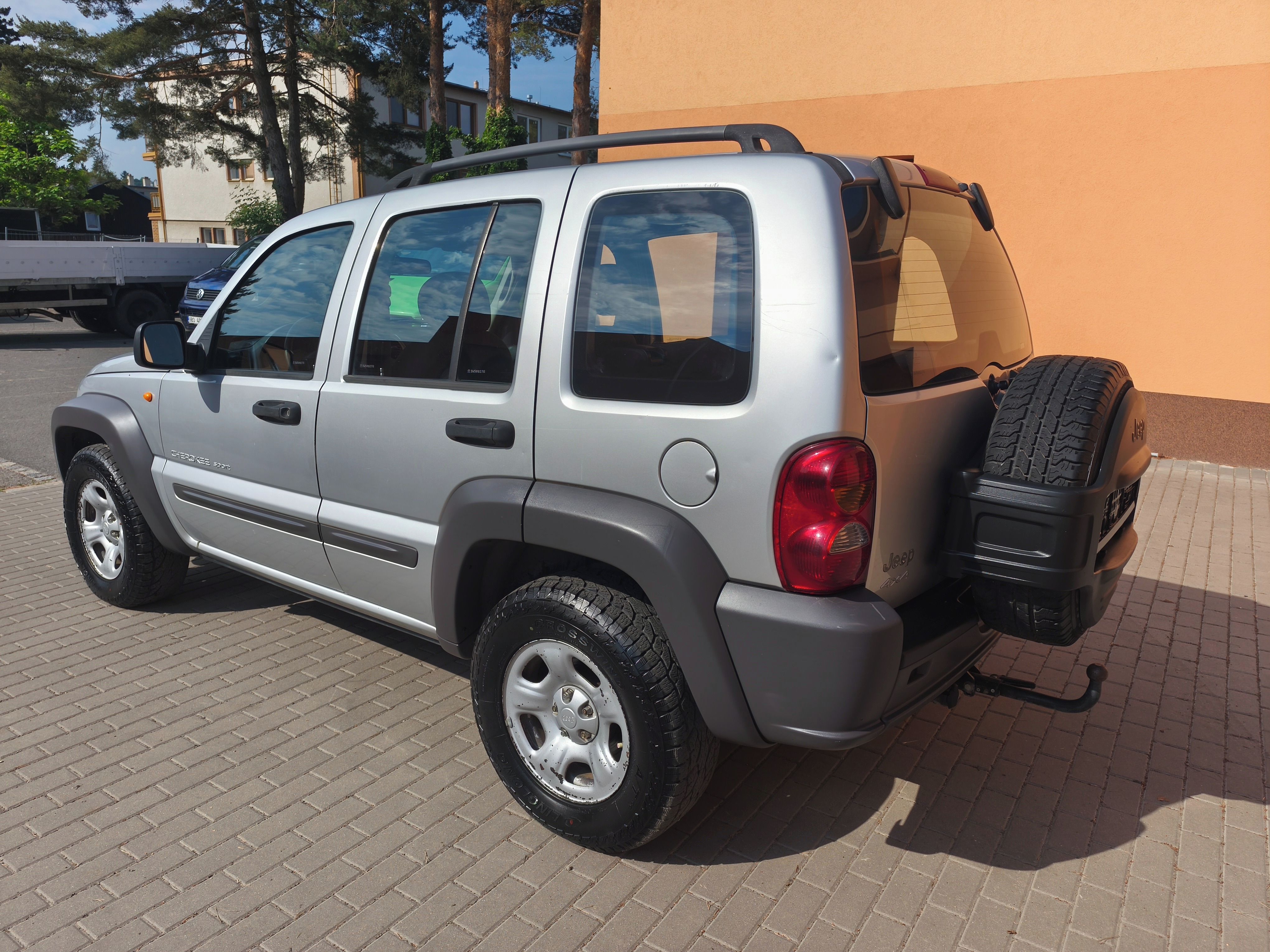 Jeep Cherokee, 2.5 CRDi SPORT, BEZ KOROZE - fotka 4