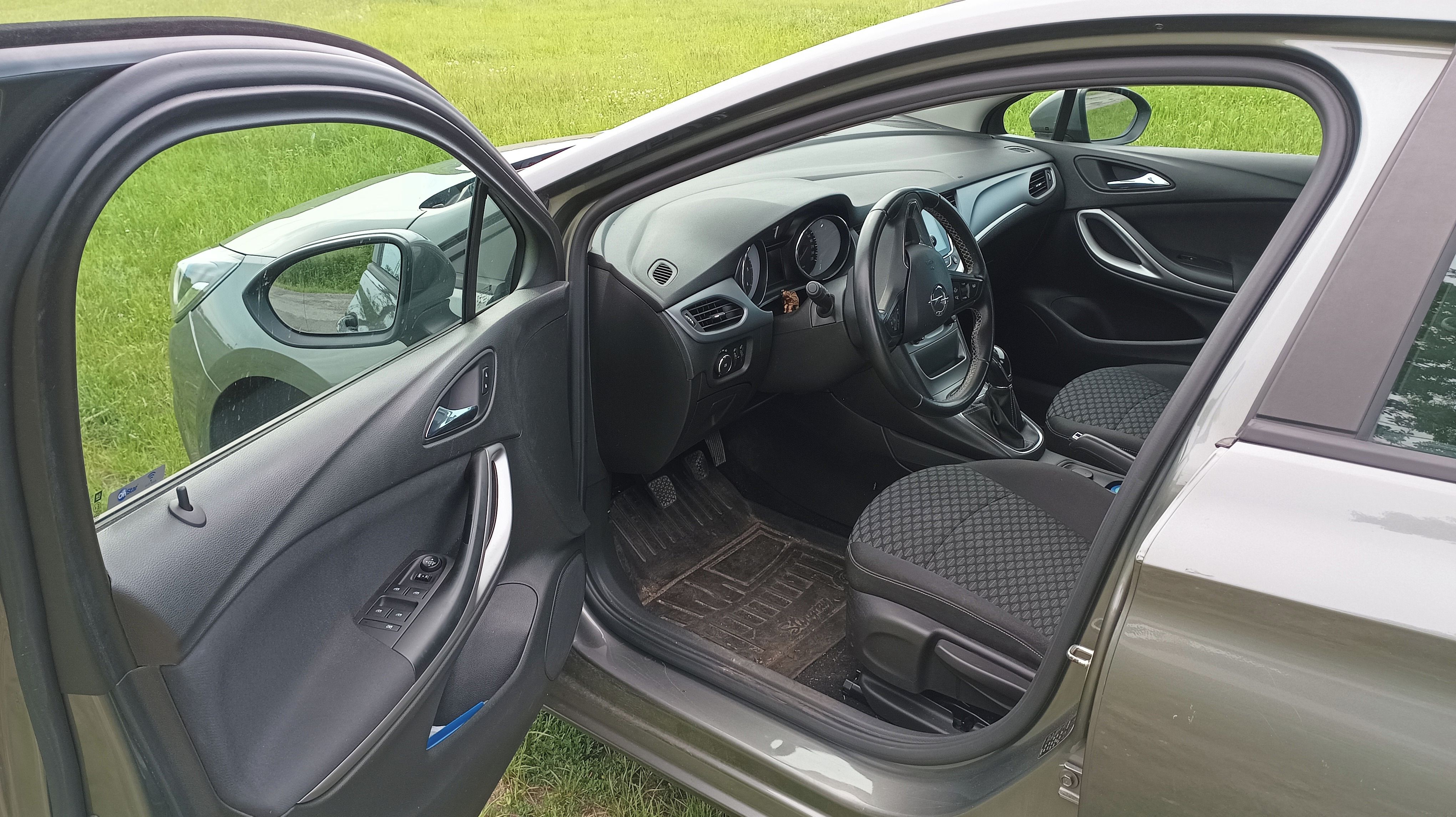 Opel Astra, Opel Astra K 1.6 diesel - fotka 4