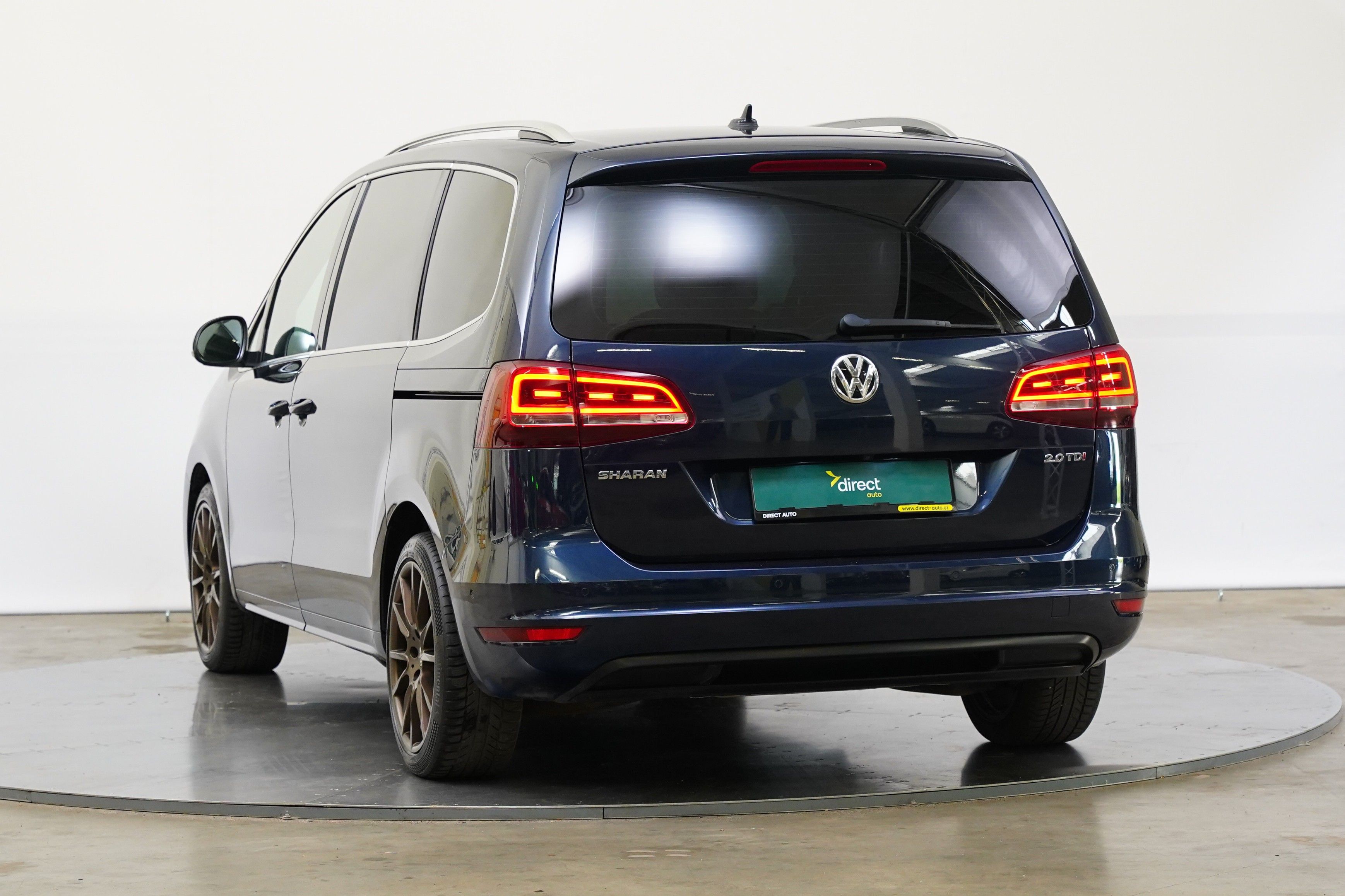 Volkswagen Sharan, 2.0 TDI 135 kW Highline - fotka 4
