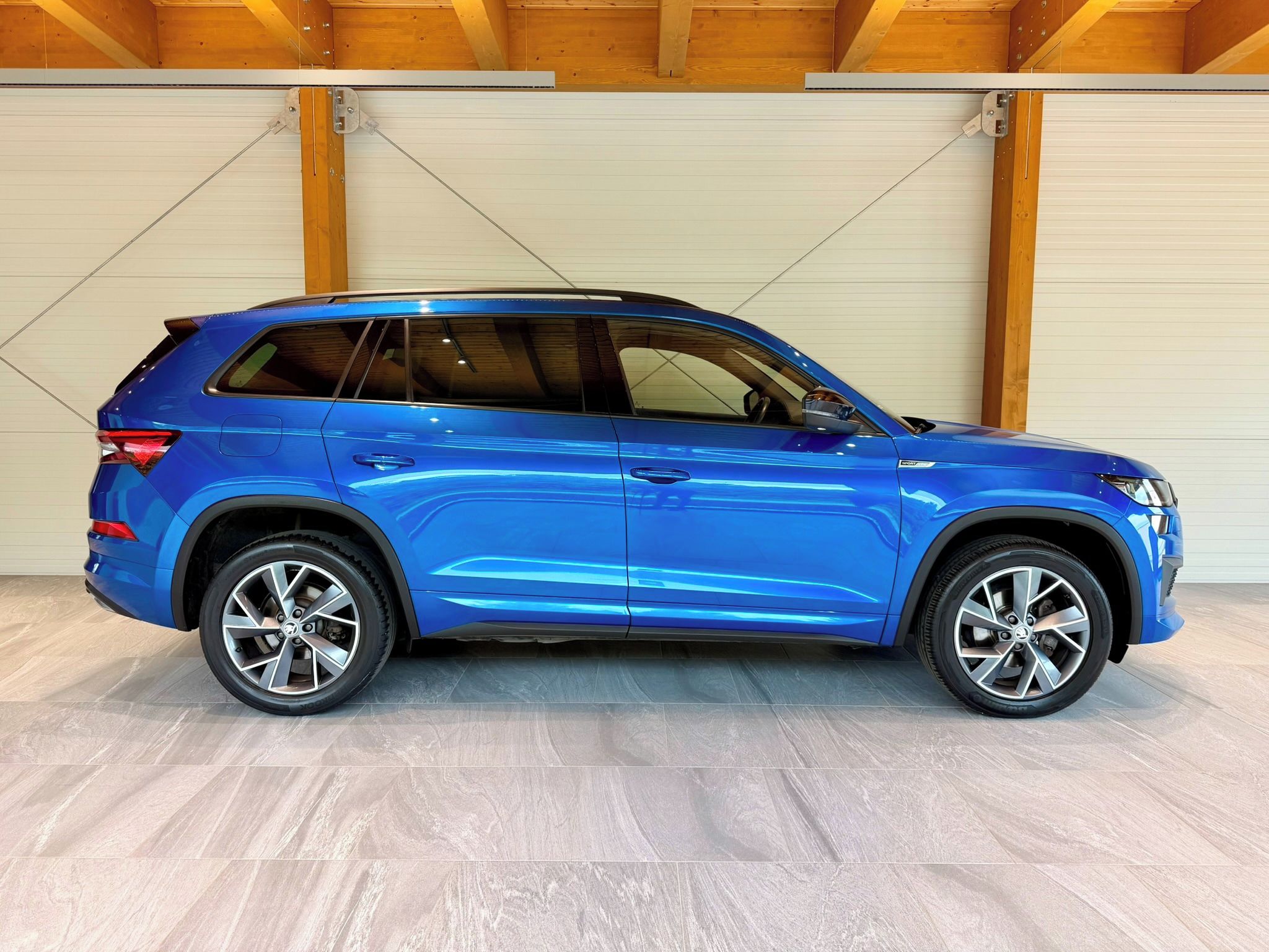 Škoda Kodiaq, 2.0 TDi DSG 4x4 Sportline - fotka 2