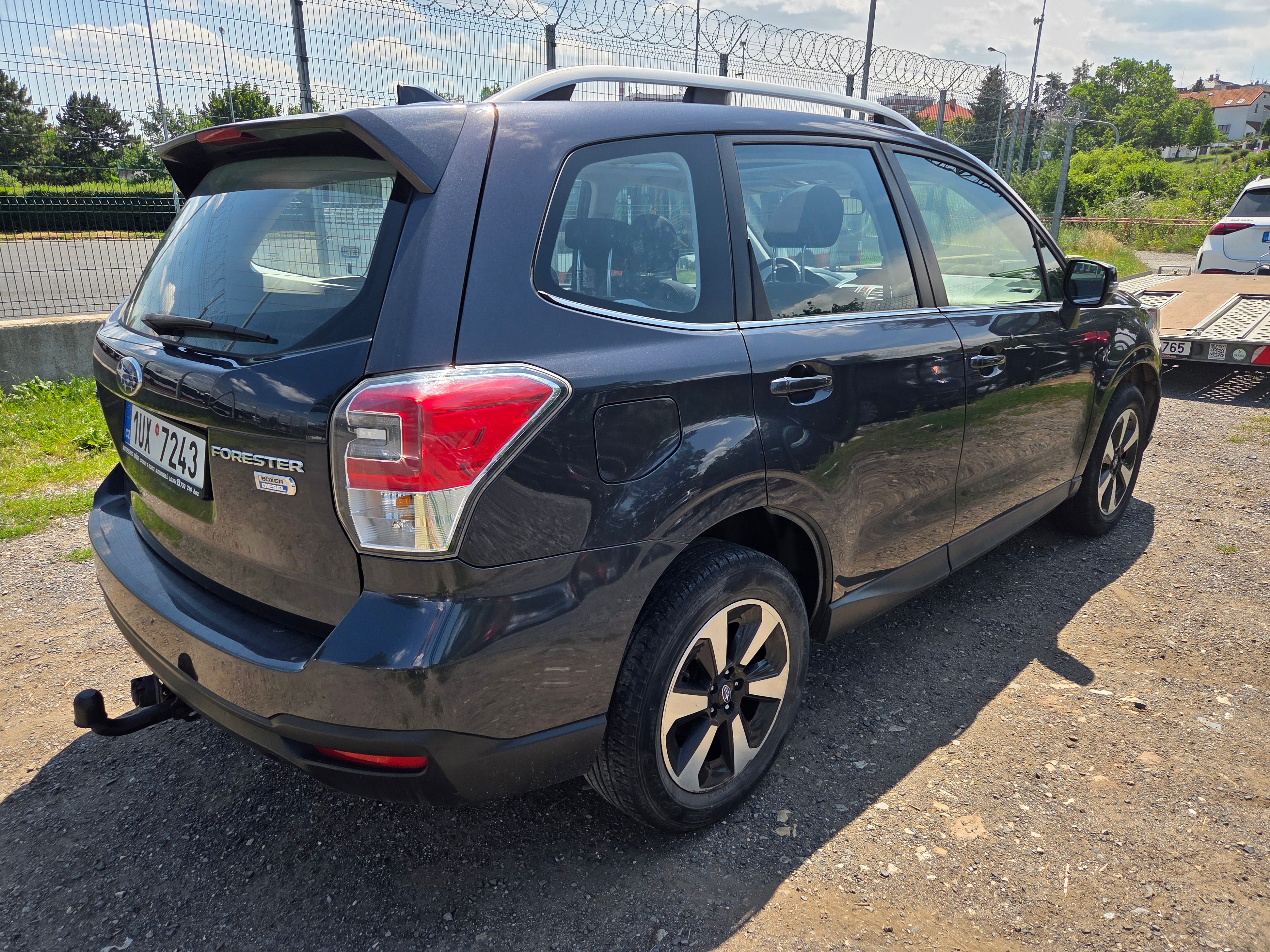 Subaru Forester, 2.0D Automat 4x4 - Motor klepe - fotka 5