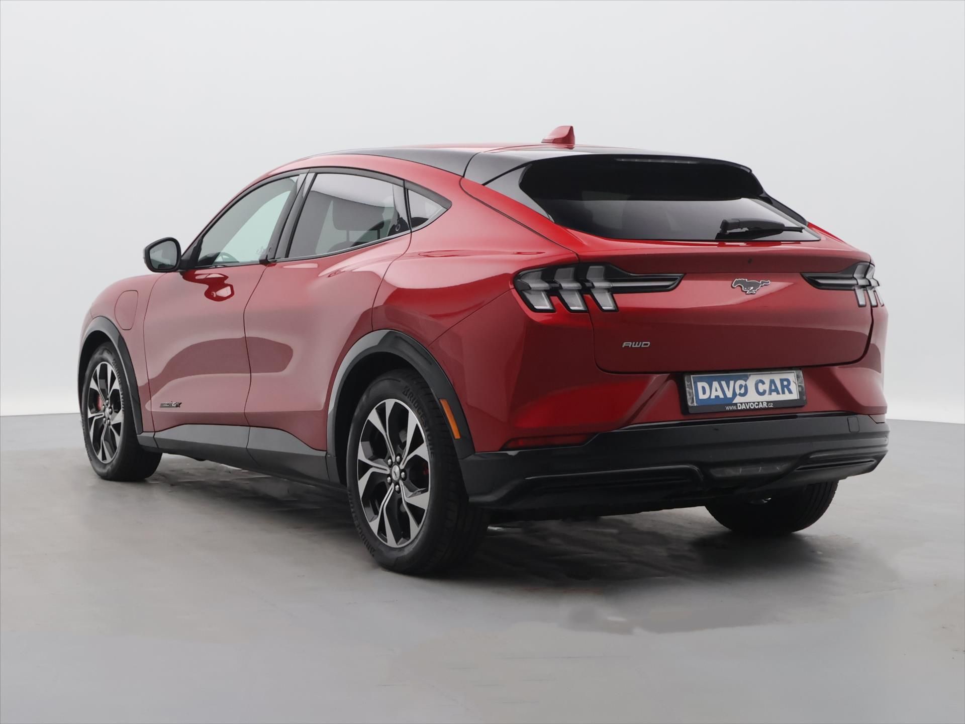 Ford Mustang, 98,7kW Ext.Range AWD CZ DPH - fotka 5