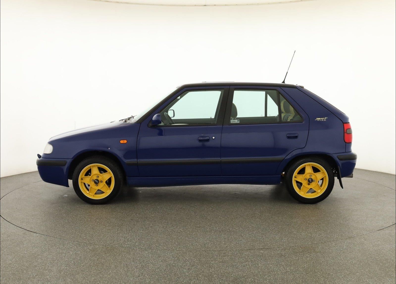 Škoda Felicia, 1.6, Serv.kniha - fotka 3