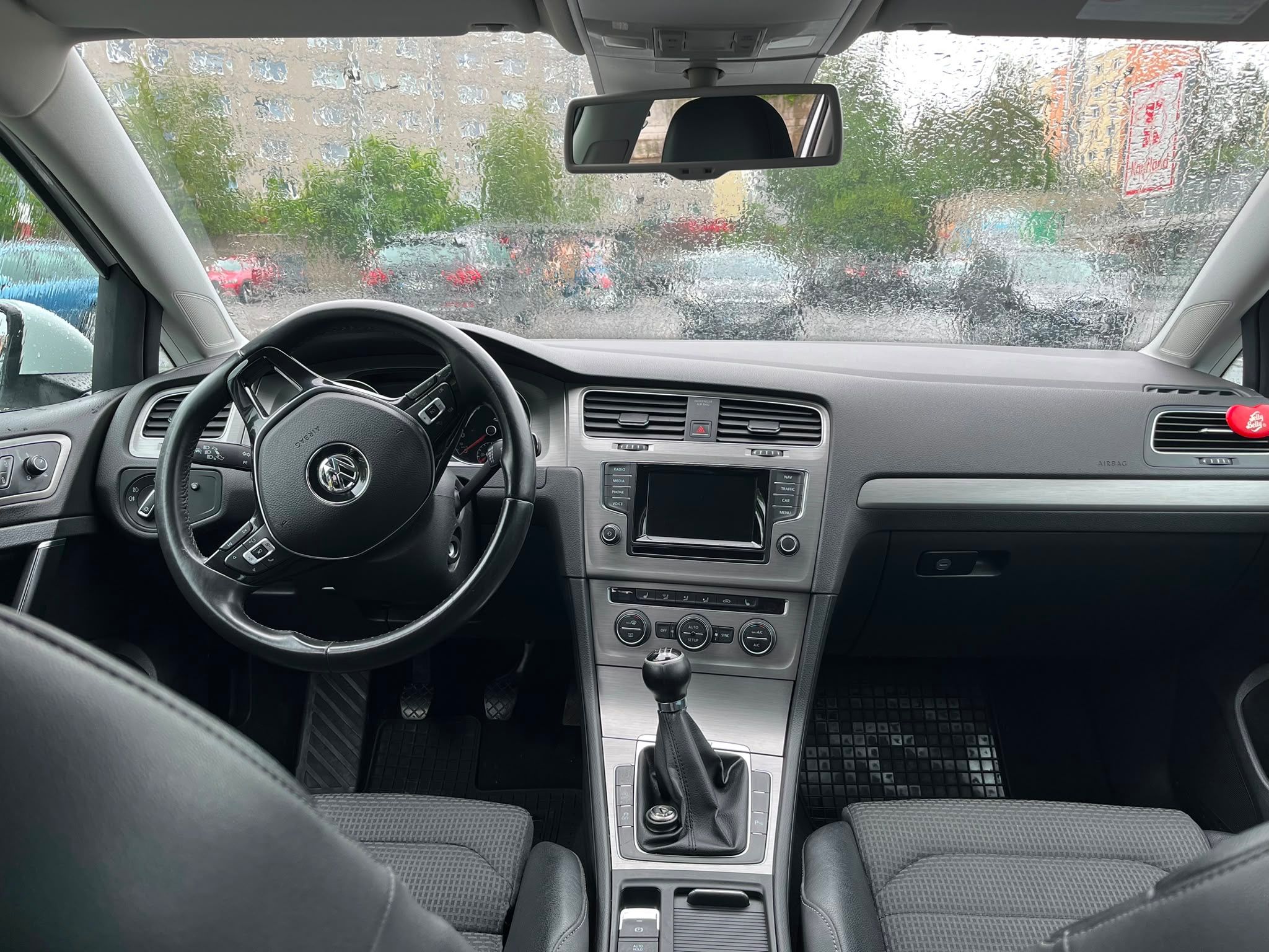 Volkswagen Golf Variant, 1.6 TDI 4Motion - STK 11/2027 - fotka 4