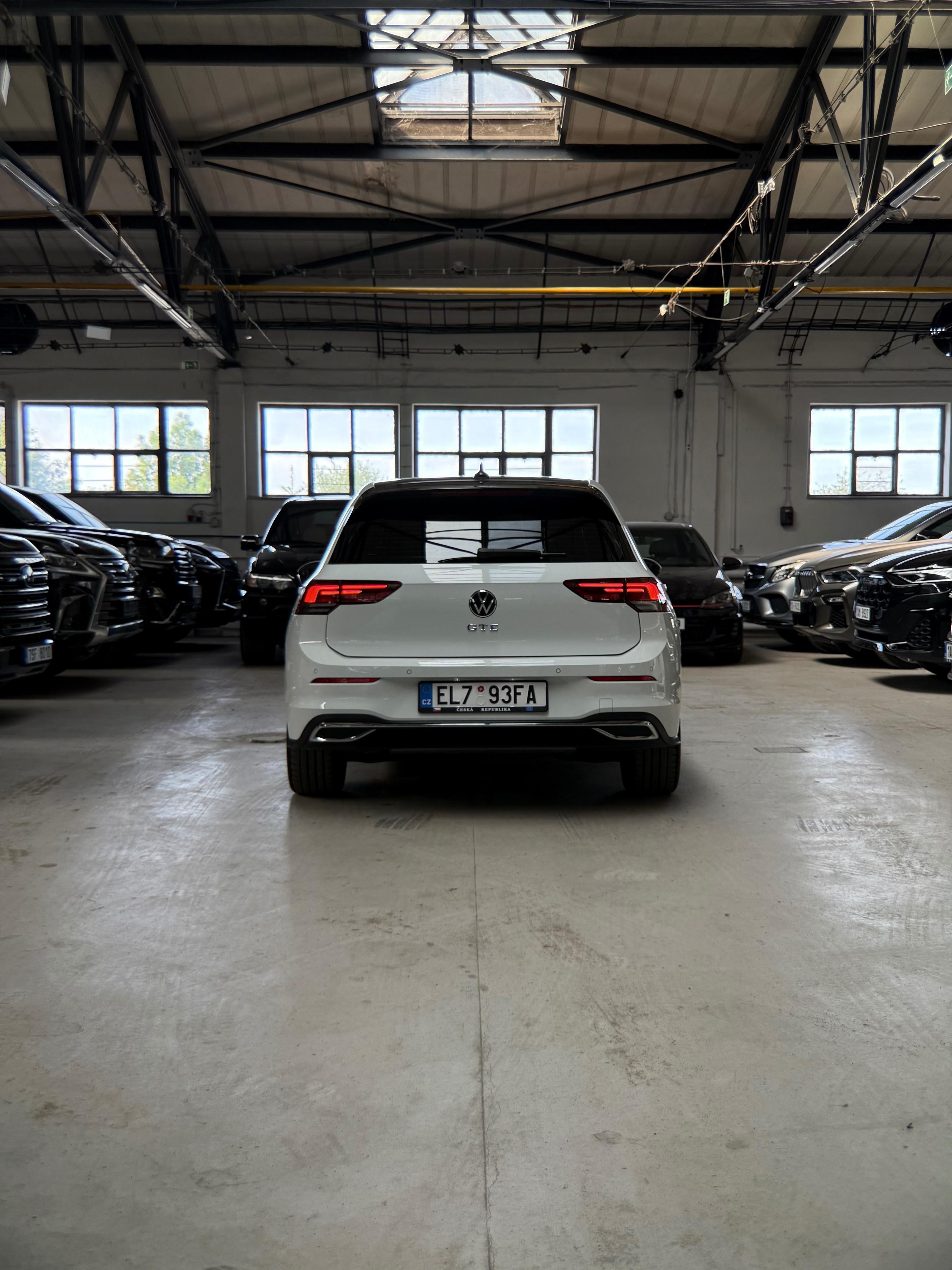 Volkswagen Golf, Golf 8 GTE 1.4 hybrid 2020 - fotka 4