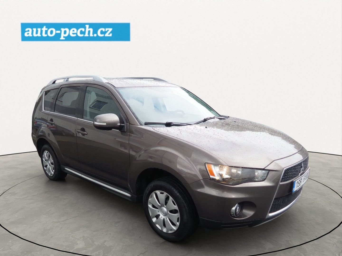 Mitsubishi Outlander, 2.0 DI-D, 123 kW, 4x4 - fotka 5