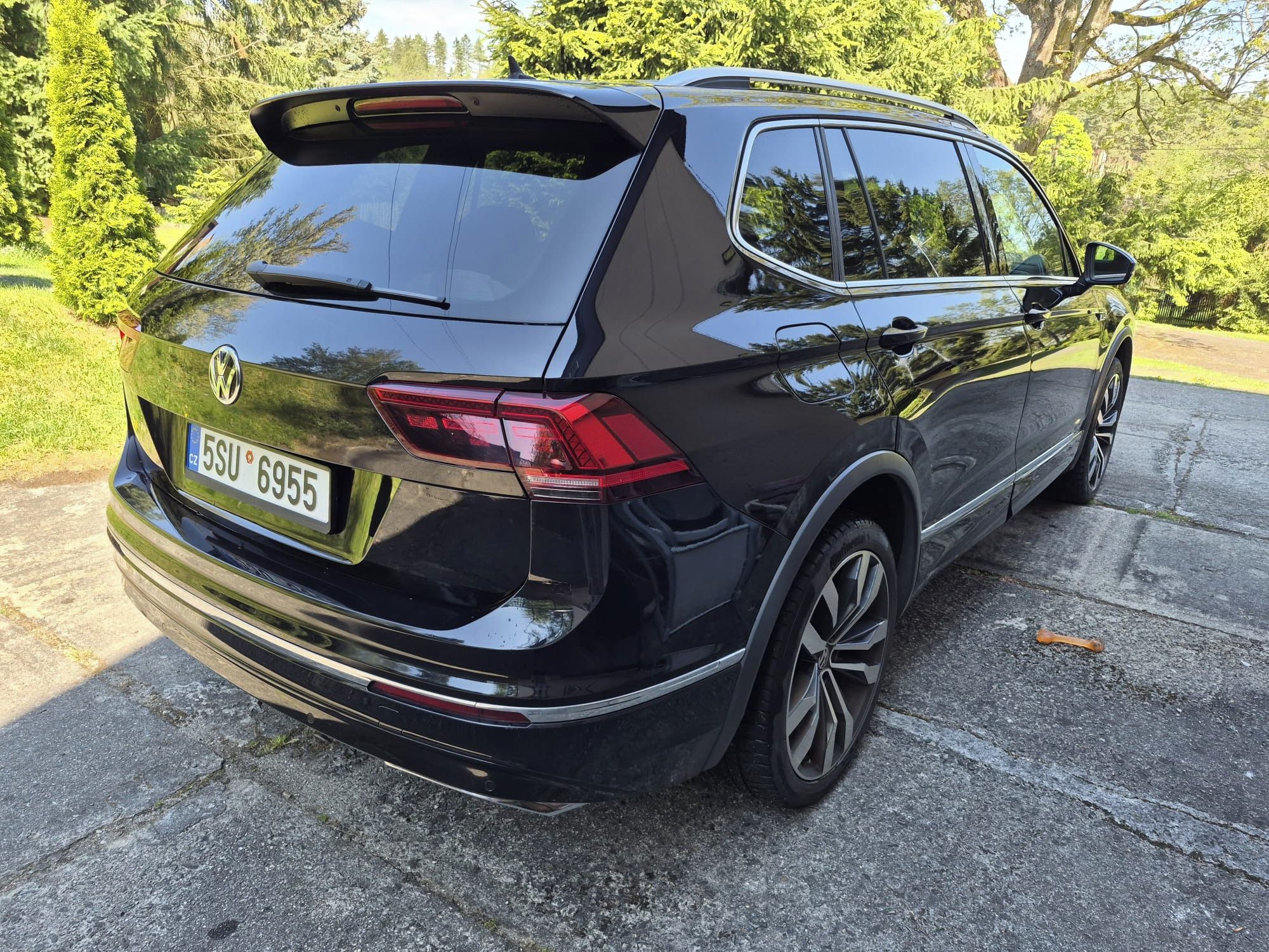 Volkswagen Tiguan Allspace, 2.0 BiTDI 4MOTION DSG R-Line - fotka 4