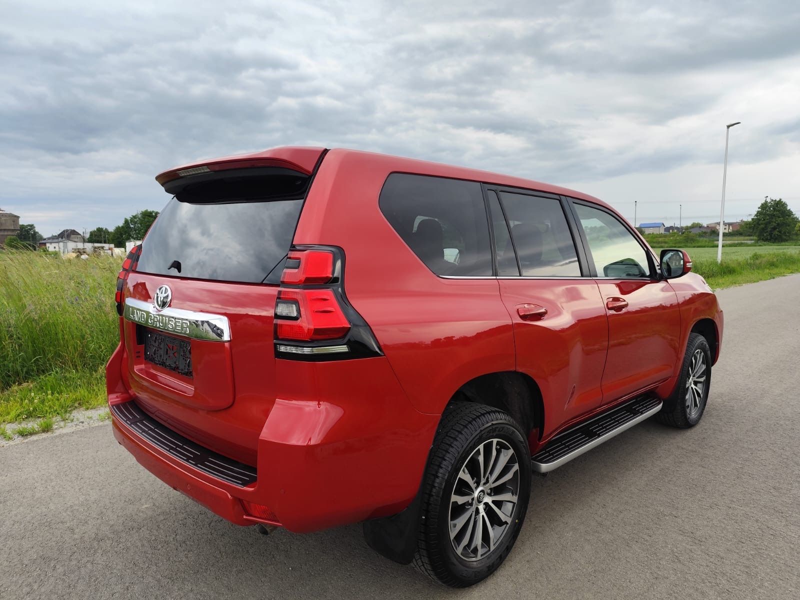 Toyota Land Cruiser, Auto jak nove  MANUAL - fotka 6