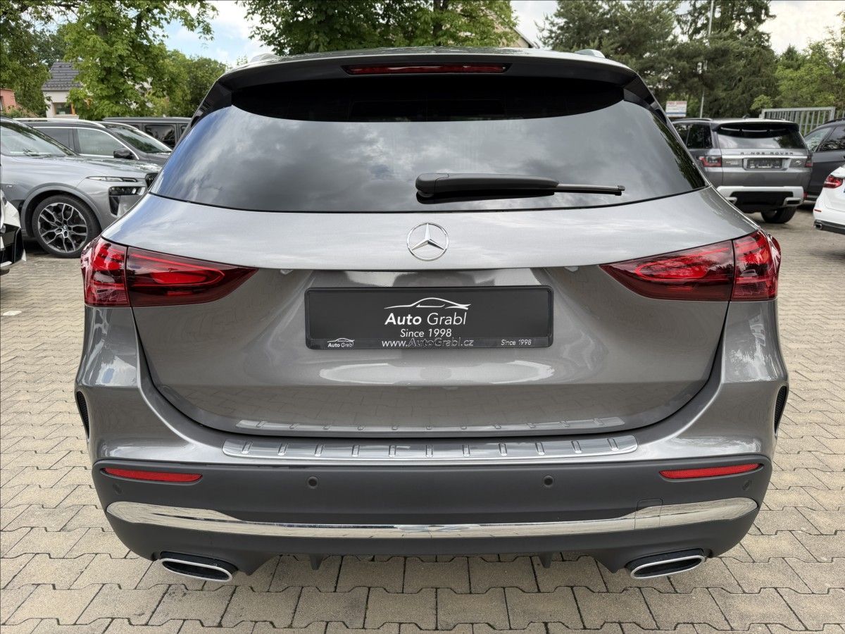 Mercedes-Benz GLA, GLA 200d AMG 4Matic - fotka 6
