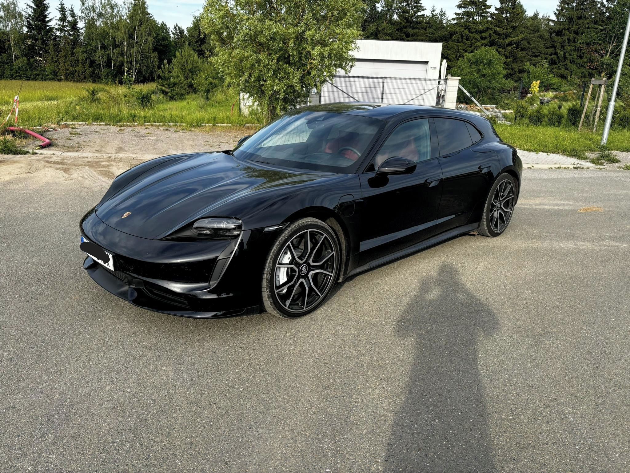 Porsche Taycan, Porsche Taycan Turbo Sport