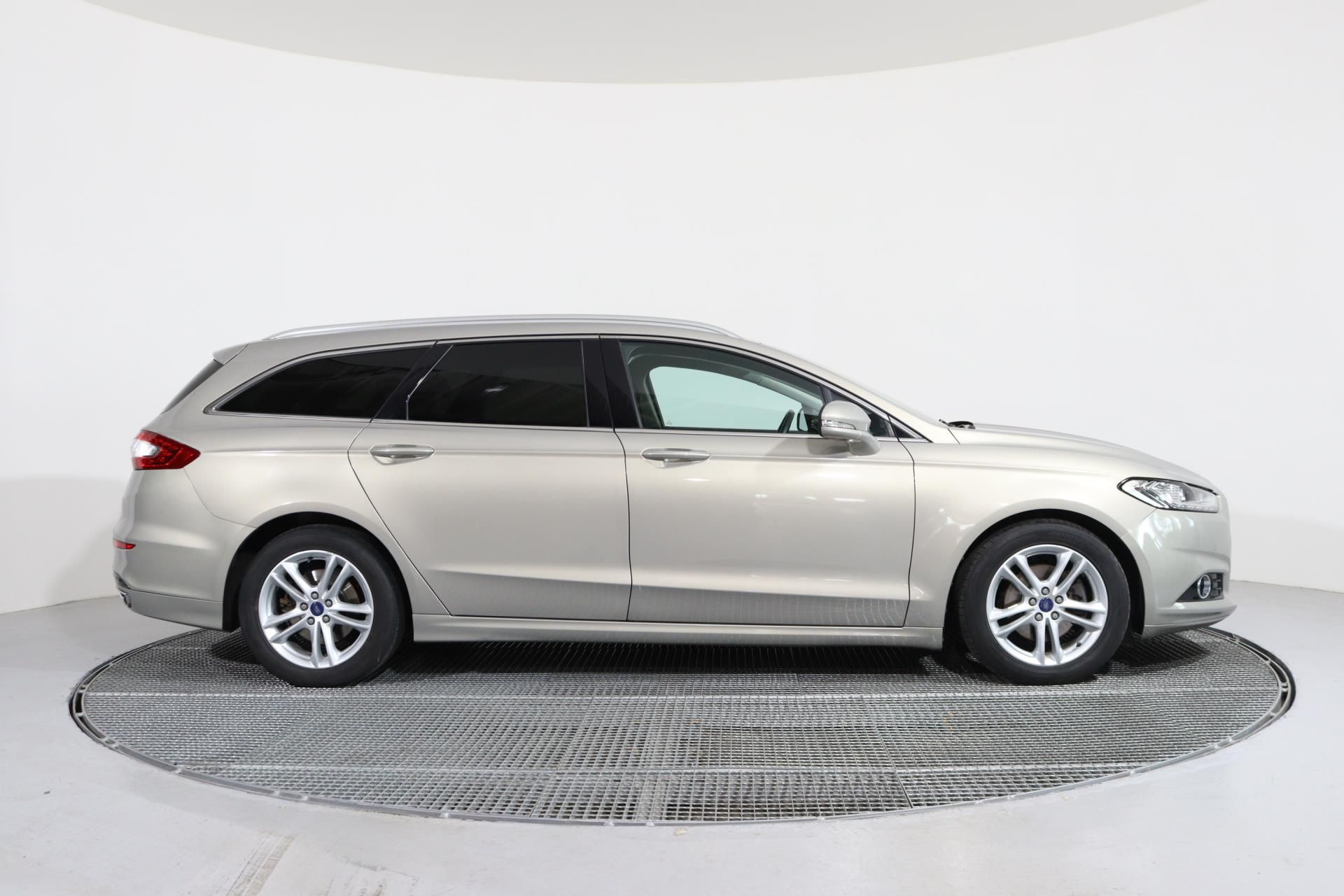 Ford Mondeo, COMBI 2,0 TDCi TITANIUM 4x4/LE - fotka 3