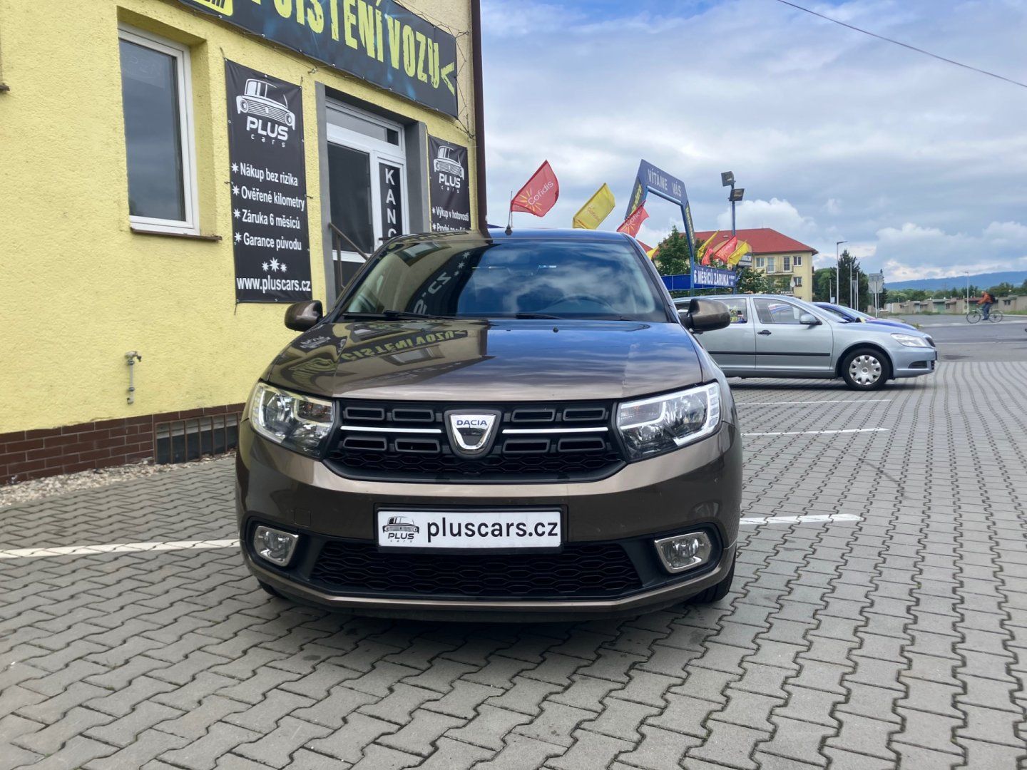 Dacia Sandero, 1,0i (54kW)*NÍZKÝ NÁJEZD KM* - fotka 3