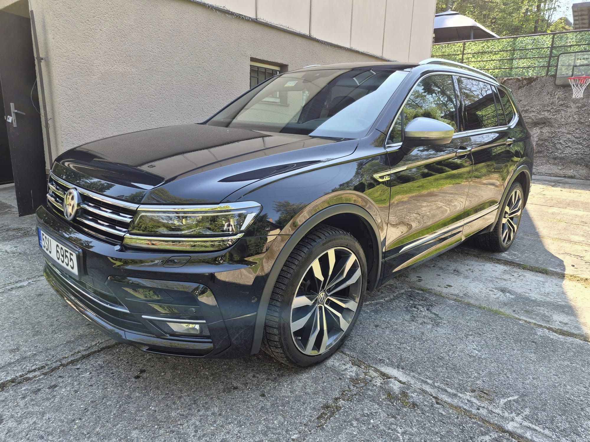 Volkswagen Tiguan Allspace, 2.0 BiTDI 4MOTION DSG R-Line - fotka 2