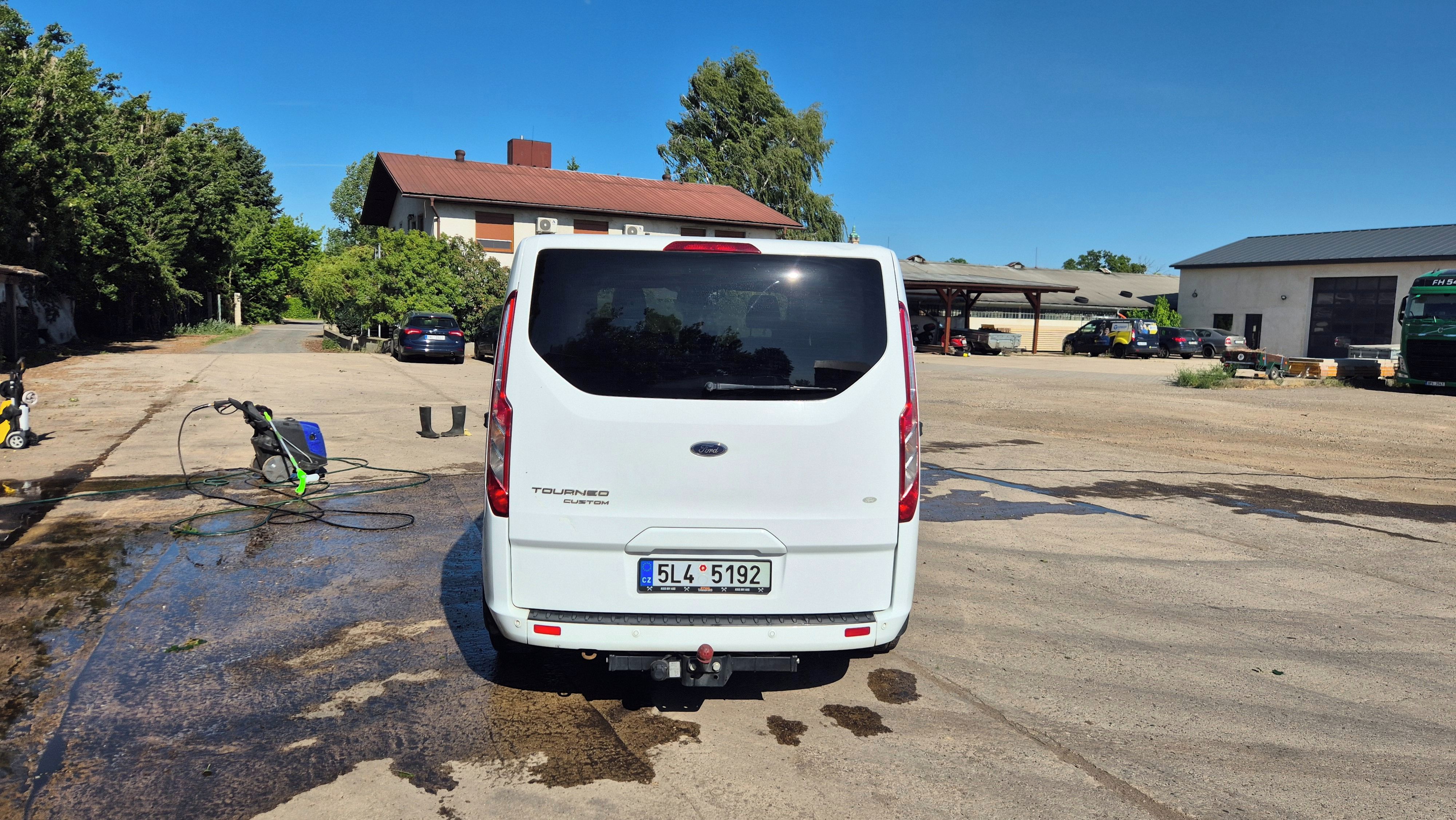 Ford Tourneo Custom, 2,0 TDI - fotka 5