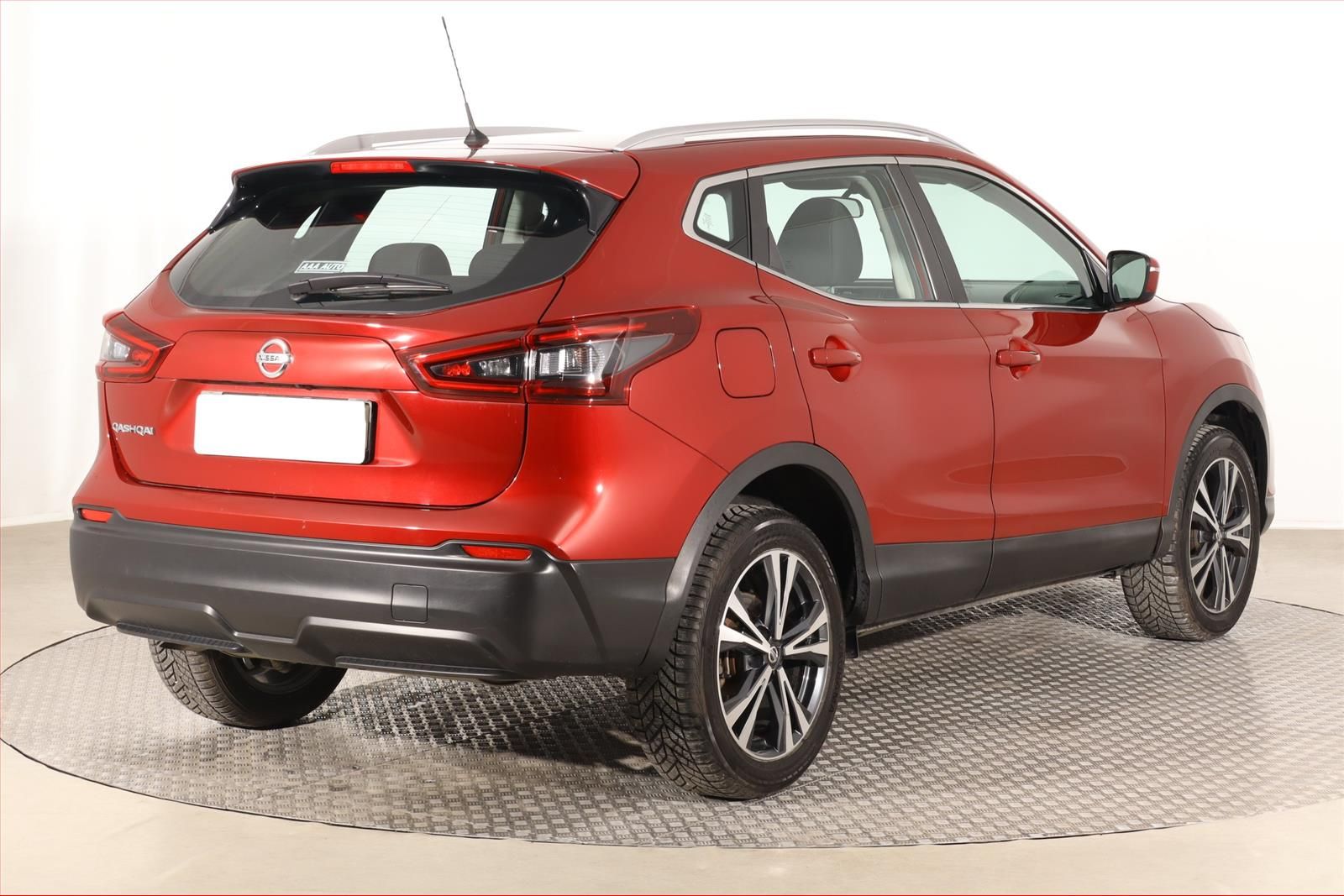 Nissan Qashqai, 1.3 DIG-T, Acenta, Serv.kniha - fotka 5