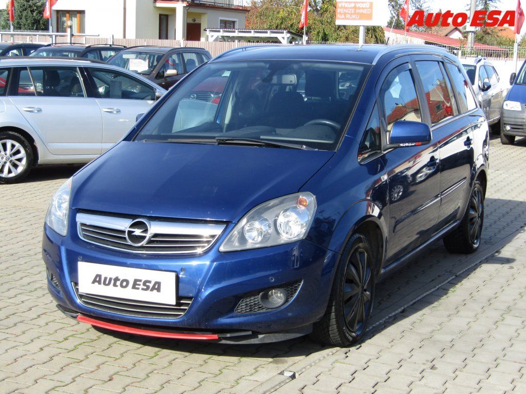 Opel Zafira, 1.8 i,AC,temp - fotka 3