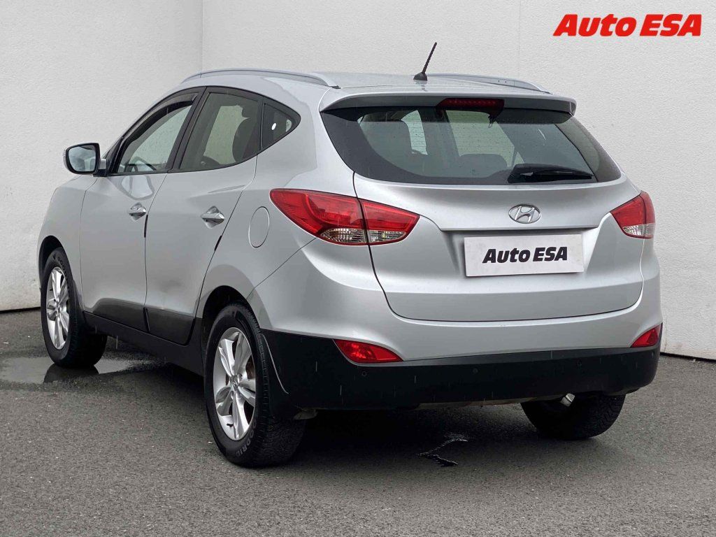 Hyundai ix35, 1.6 GDi,Výhřev sed - fotka 6