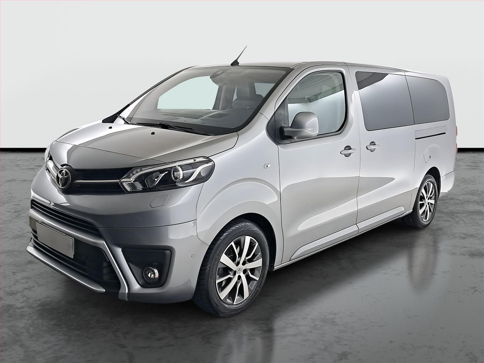 Toyota Proace Verso, 2.0 D-4D, VIP, 7 míst, L2 - fotka 2