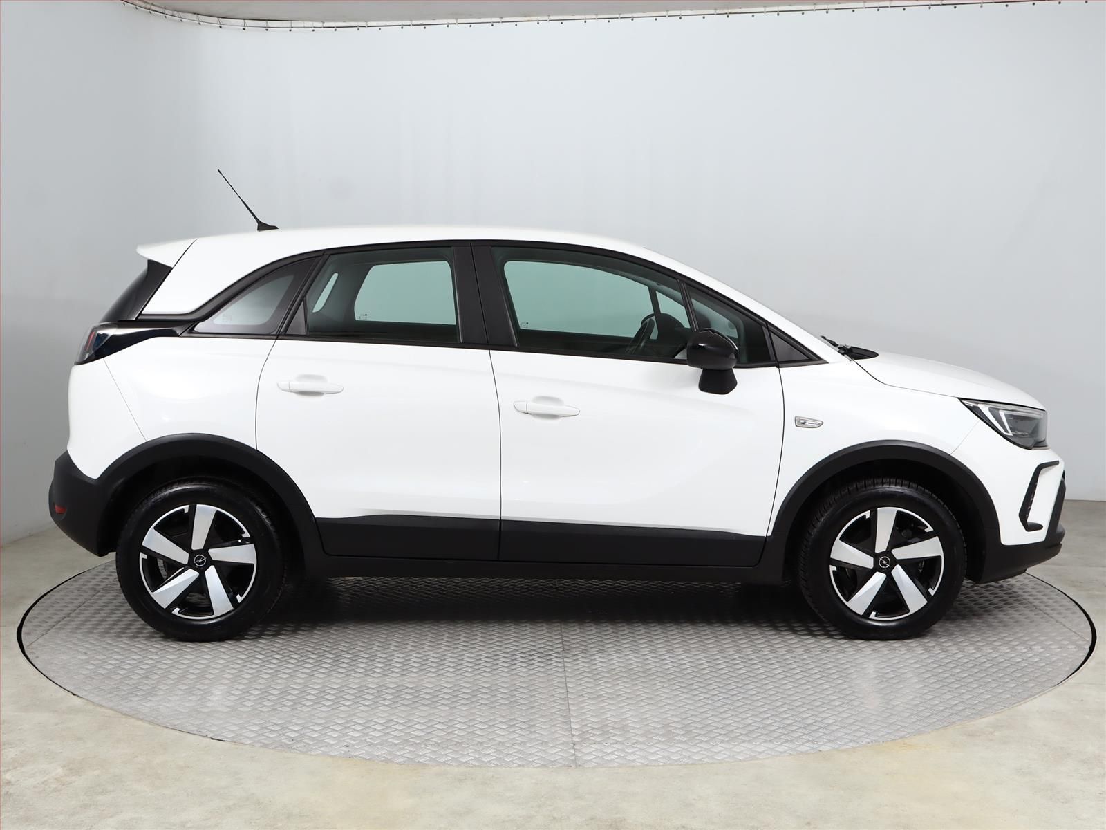 Opel Crossland, 1.2 Turbo, ČR,1.maj - fotka 6