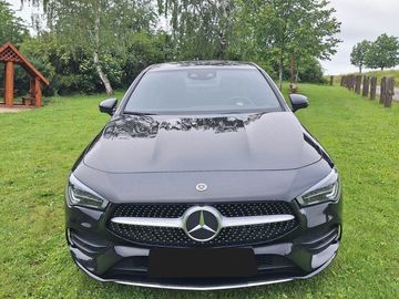 Mercedes-Benz CLA200 4M AMG