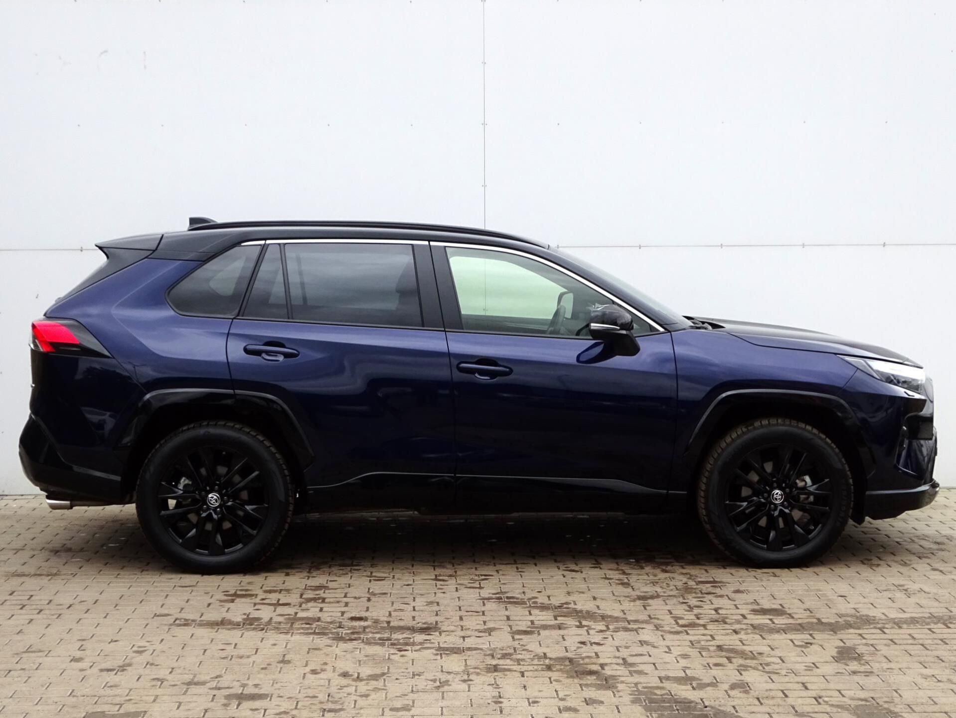 Toyota Rav4, 2.5 HSD e-CVT AWD Selection - fotka 3