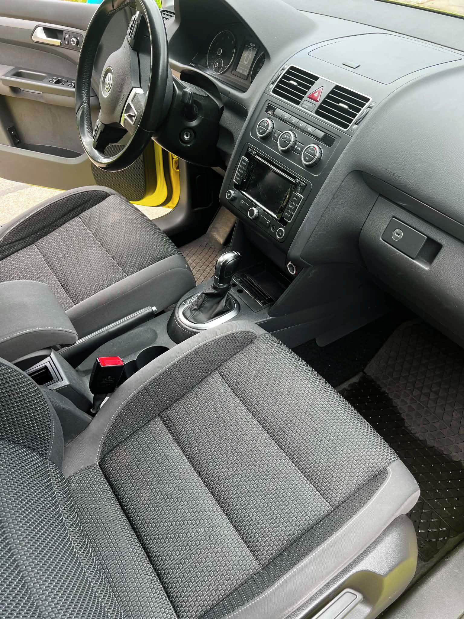 Volkswagen Touran, Volkswagen Touran servisováno - fotka 4
