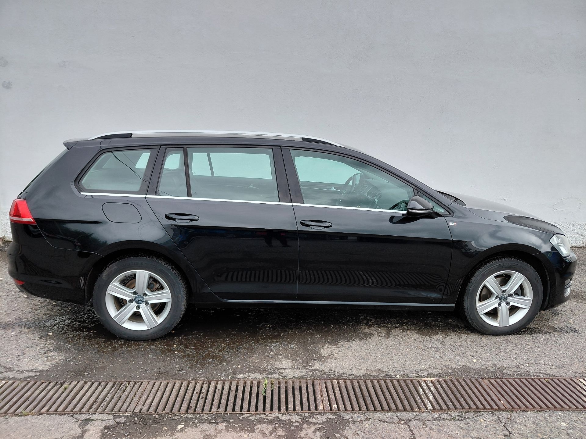 Volkswagen Golf Variant, HIGHLINE 1,6 TDI 5G - fotka 6