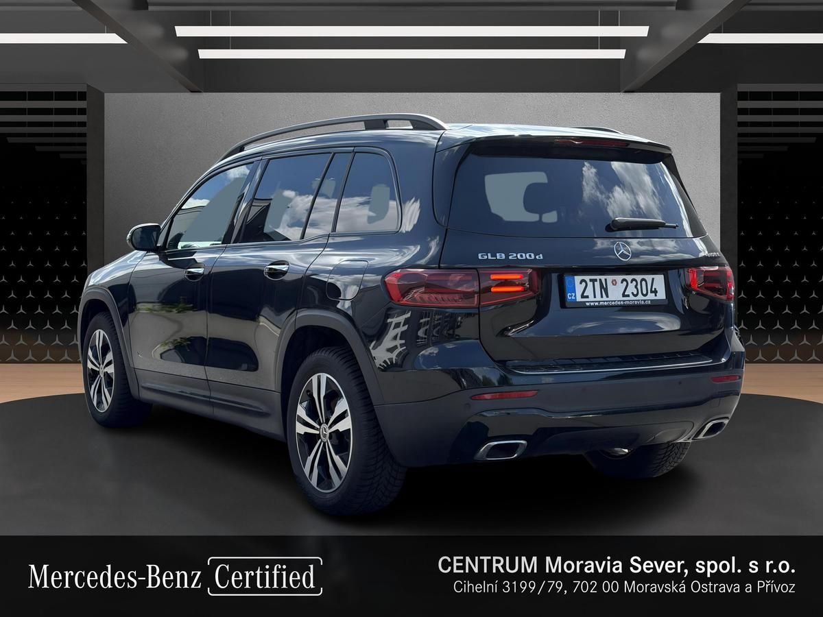 Mercedes-Benz GLB, 200d 4M - fotka 3
