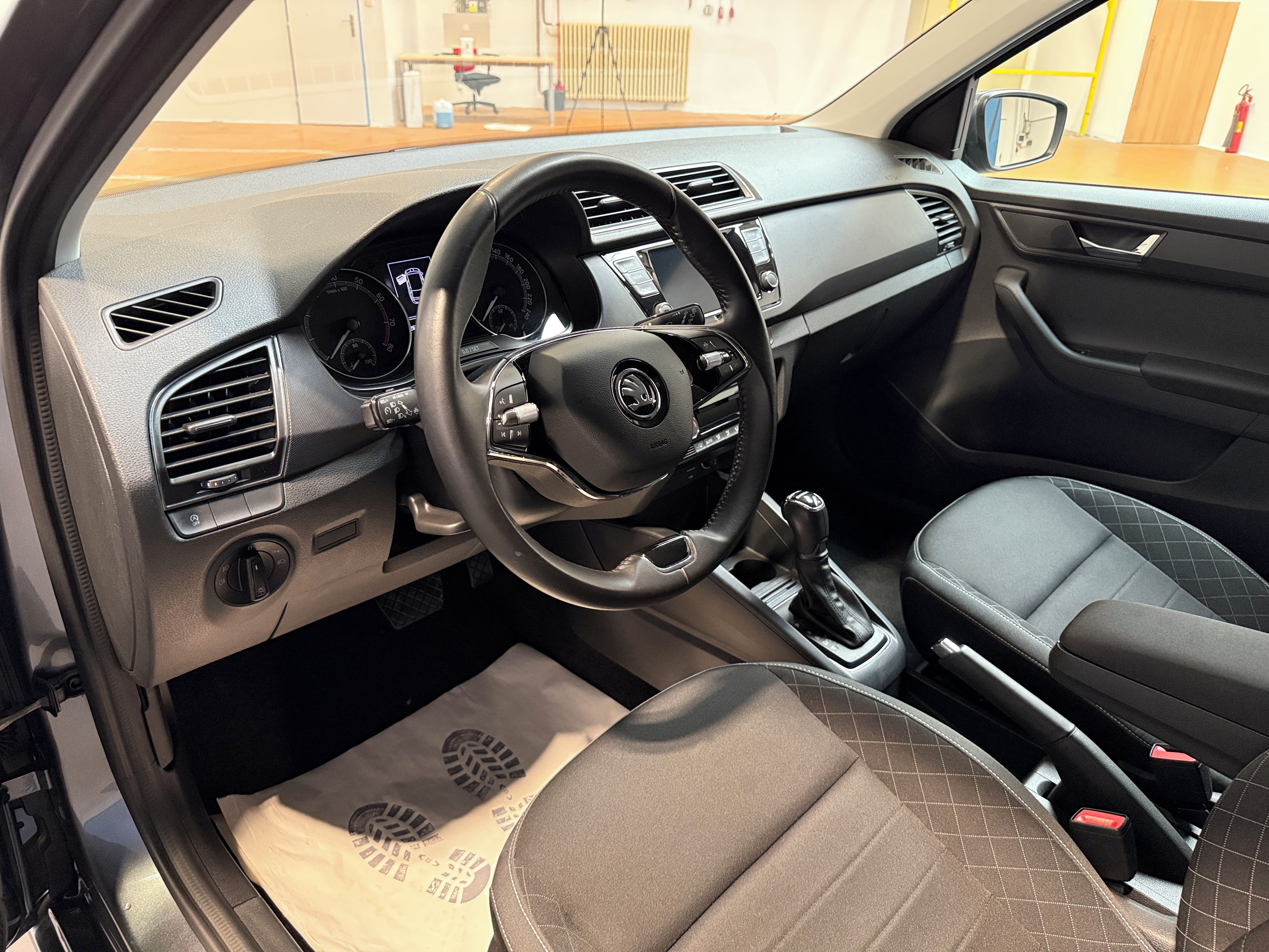Škoda Fabia, 1.0 TSI 70kW Ambition Combi To - fotka 5