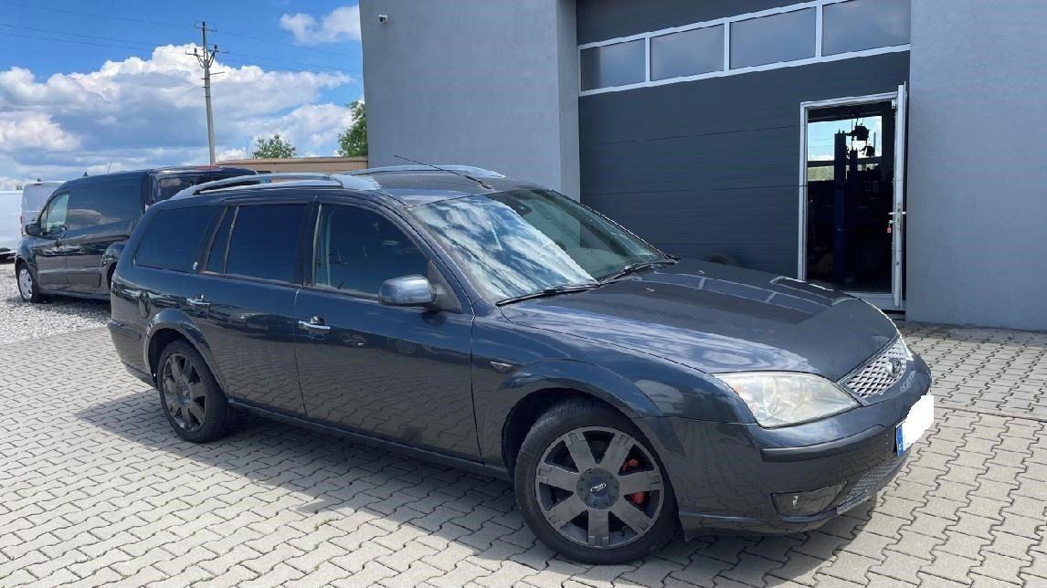Ford Mondeo, 1.8 Ghia / 2x sady kol / navi