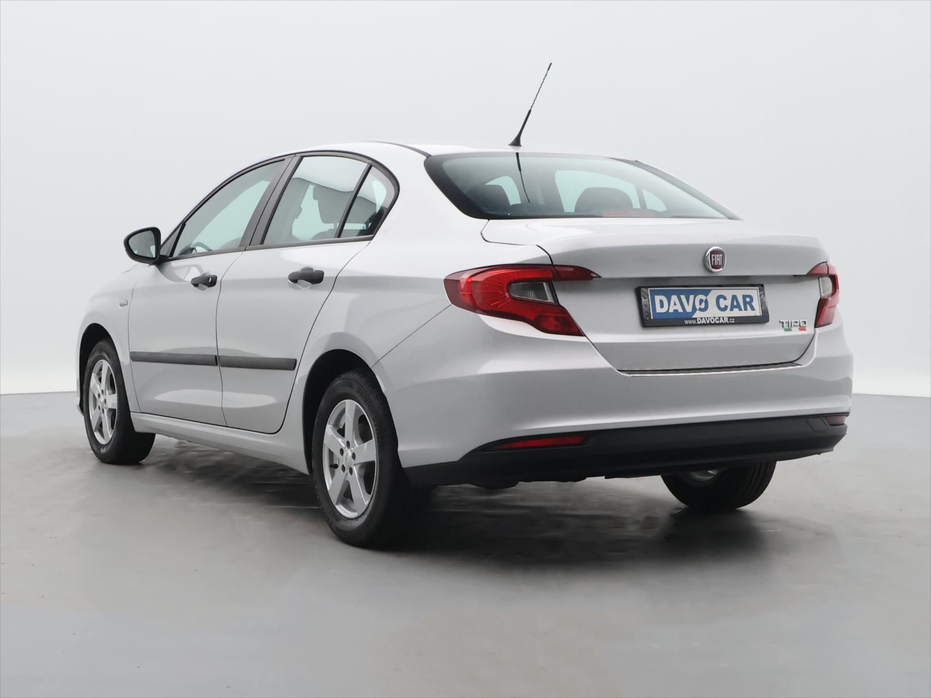 Fiat Tipo, 1,4 70kW CZ Klima - fotka 5