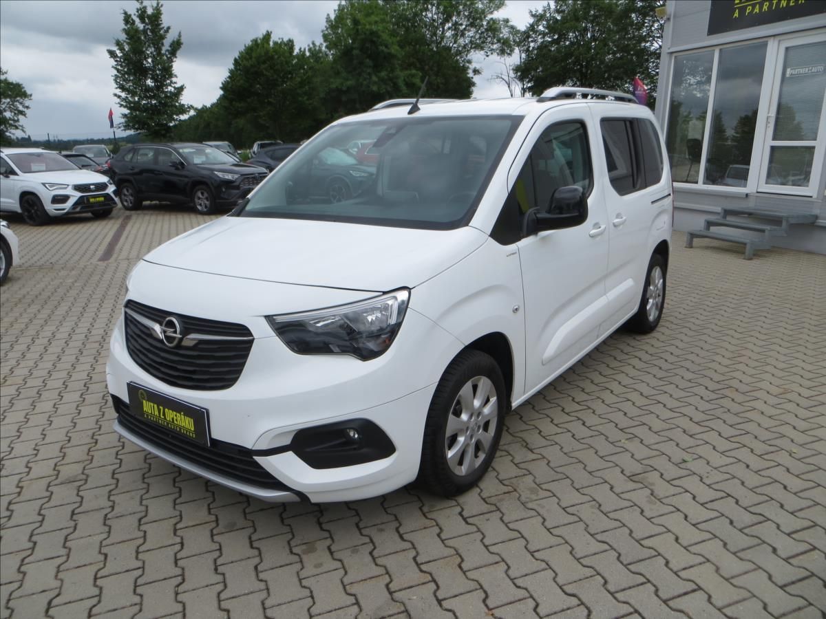 Opel Combo, 1,5 CDTI 96kW Life Edition Plu - fotka 3