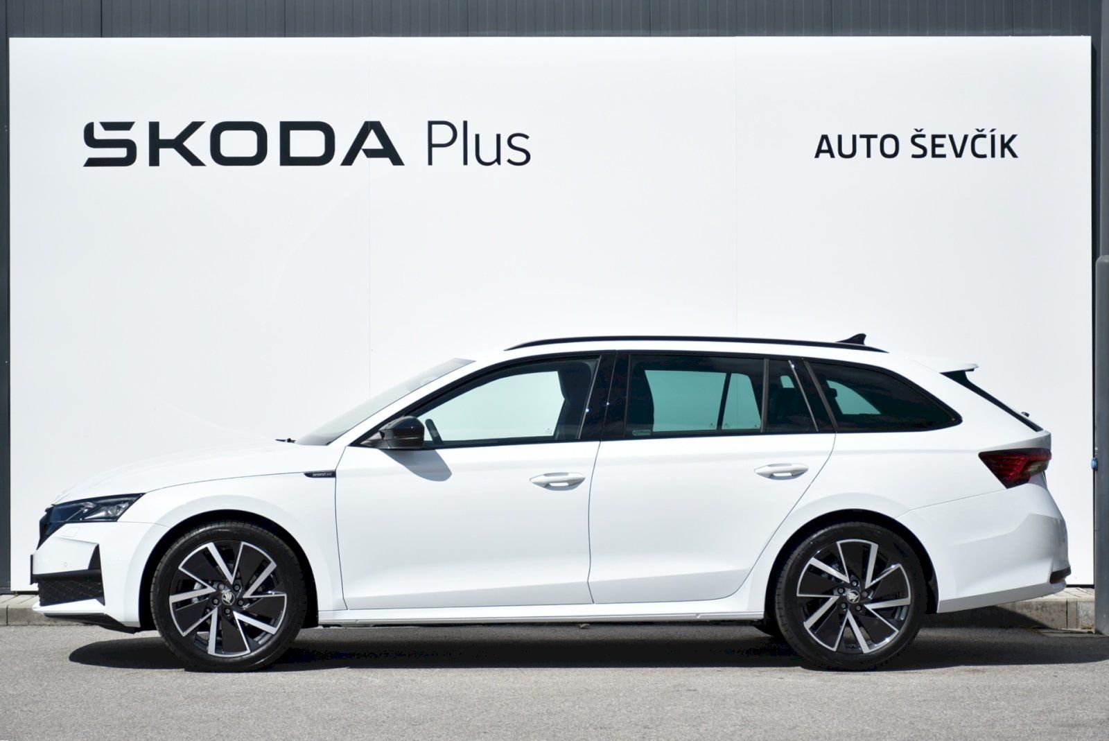 Škoda Octavia, Combi Sportline 1,5 TSI m-HEV - fotka 3