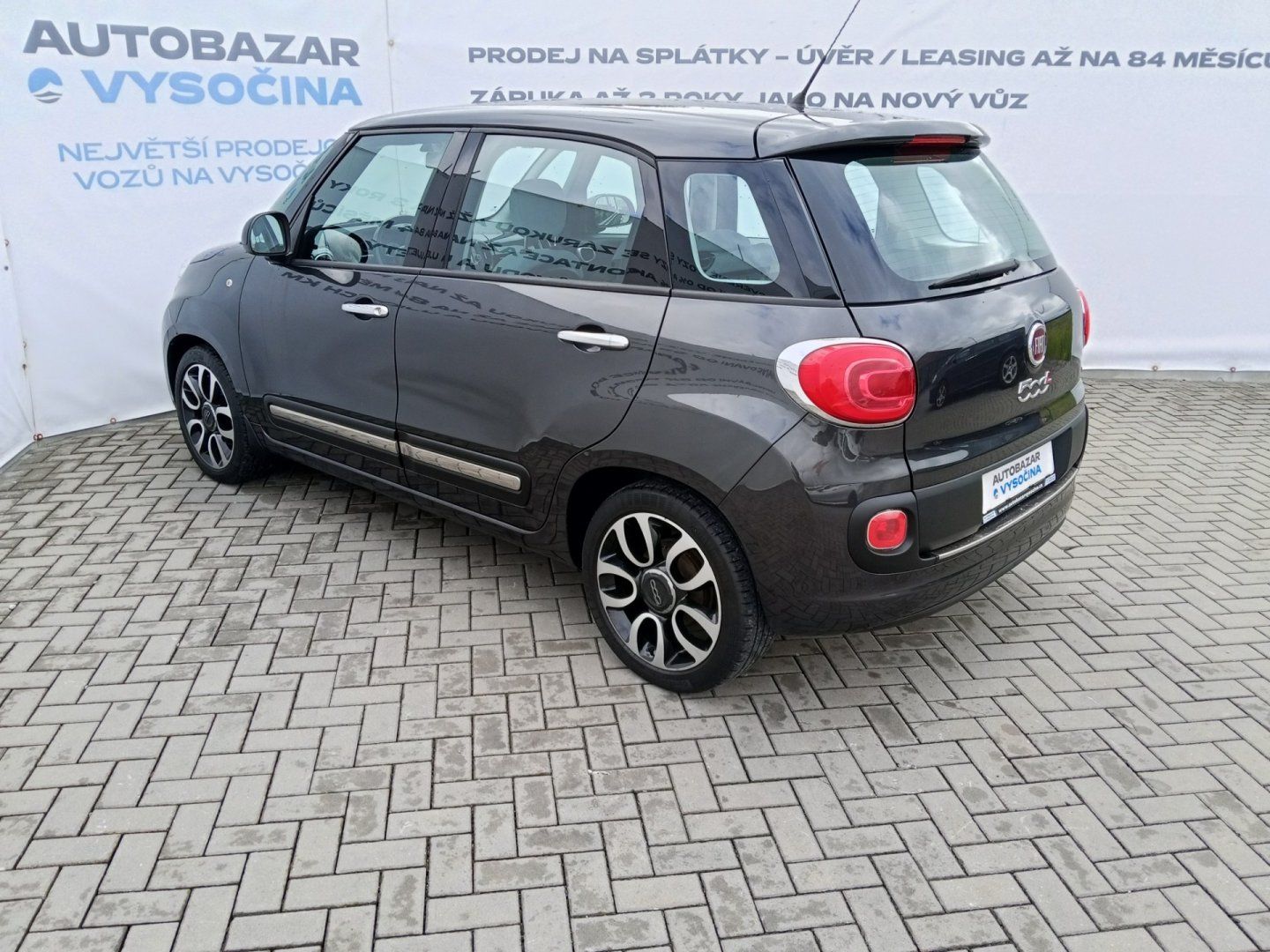 Fiat 500L, 1.4i 16V 70kW ČR I.Majitel - fotka 6