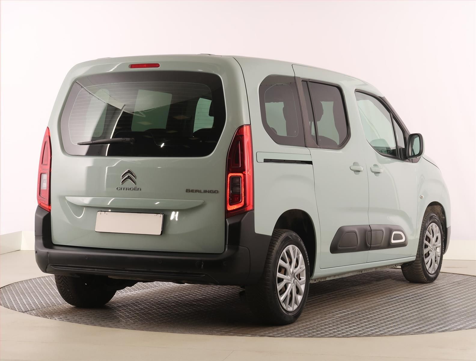 Citroën Berlingo, 1.2 PureTech, Live, 7Míst - fotka 5