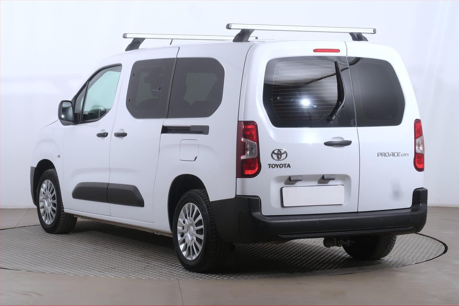 Toyota Proace City Verso, Maxi 1.5 D-4D, 5Míst, ČR, 1Maj - fotka 4