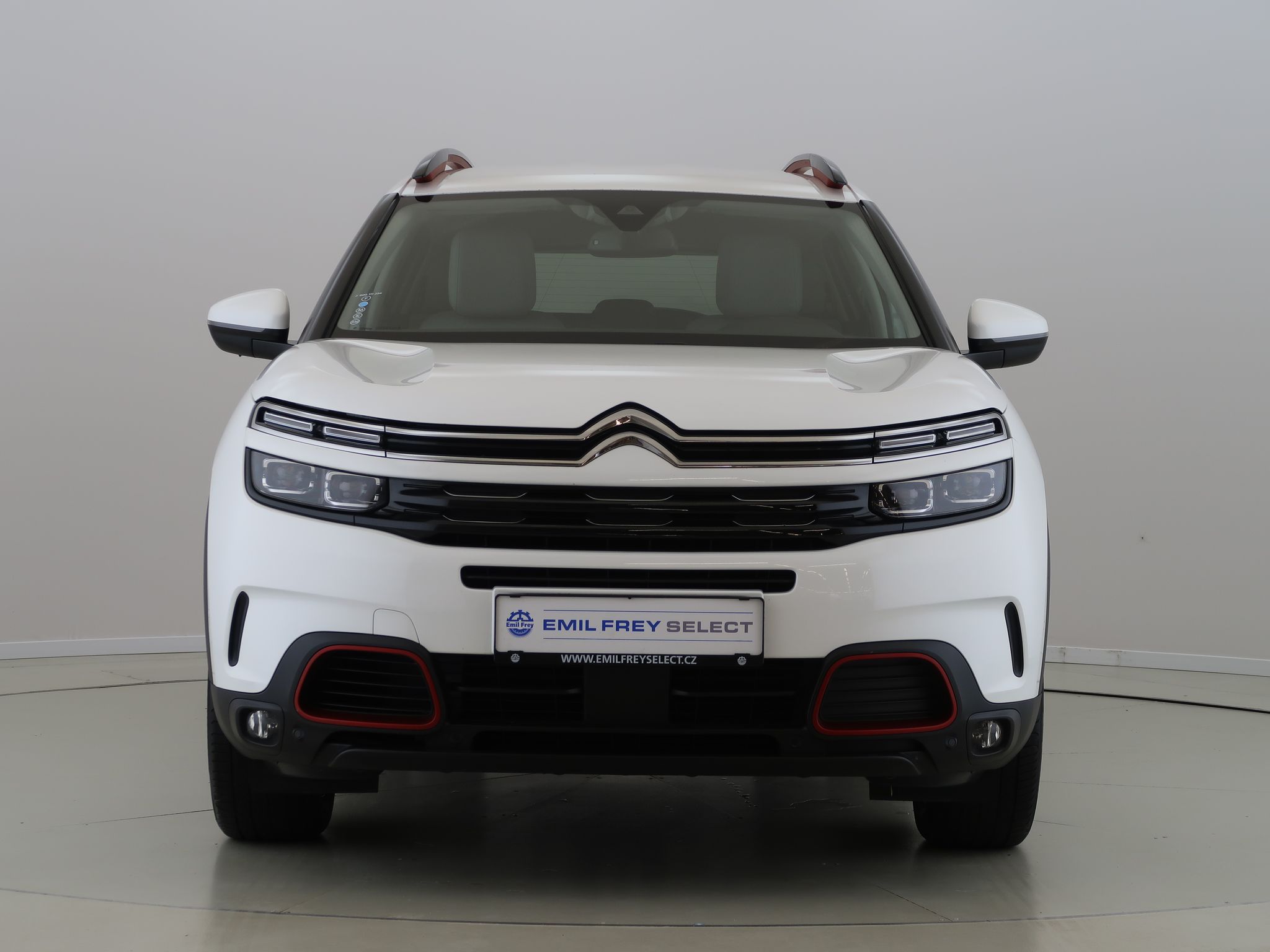 Citroën C5 Aircross, 1.6PureTech,133kW,AT8,CZ,SHINE - fotka 2