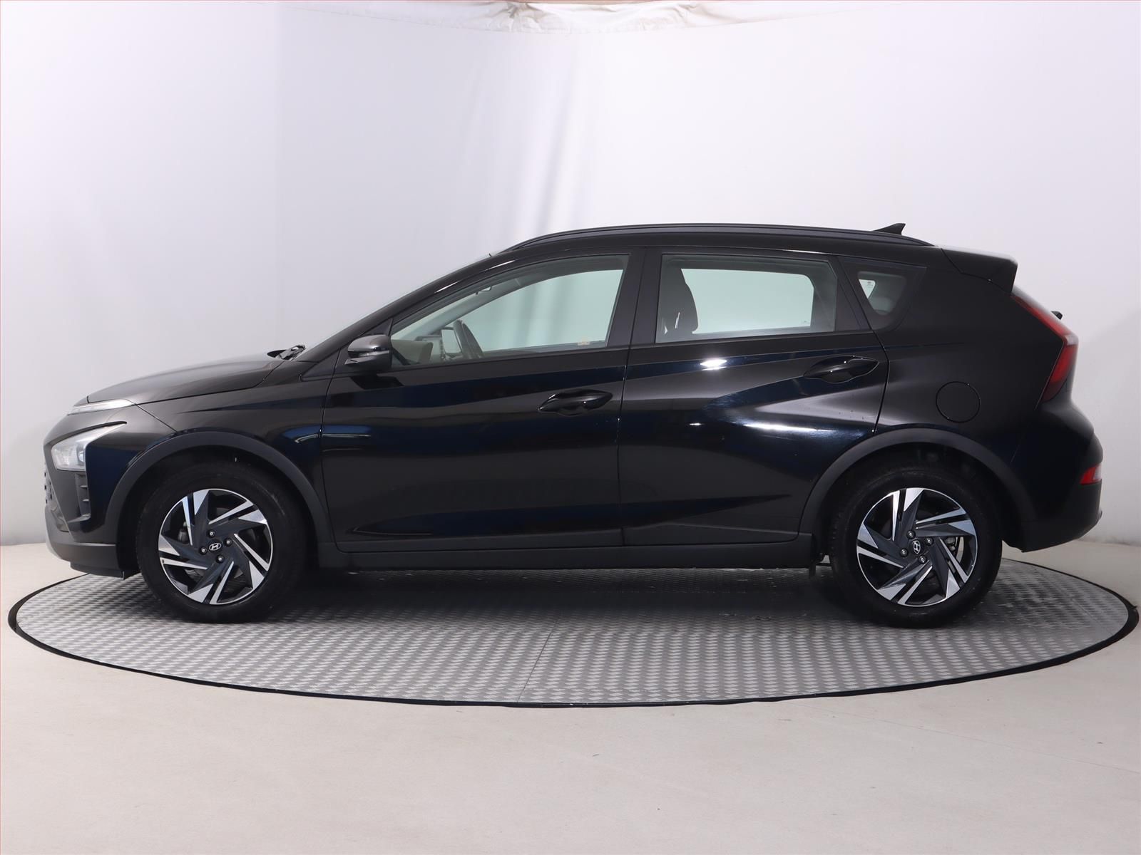 Hyundai Bayon, 1.0 T-GDI, Serv.kniha - fotka 3
