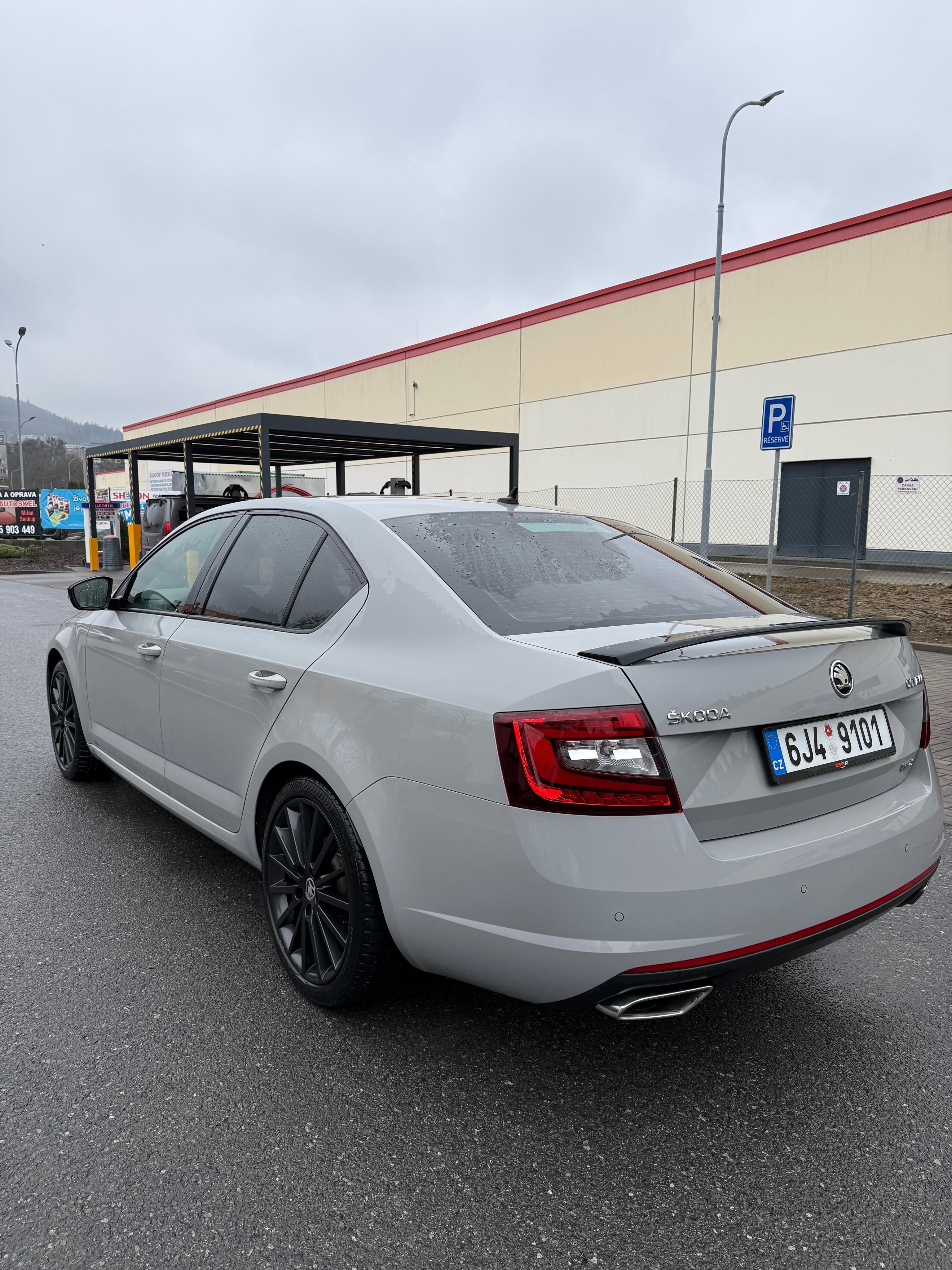Škoda Octavia, Škoda Octavia RS 2.0 TDI - fotka 5