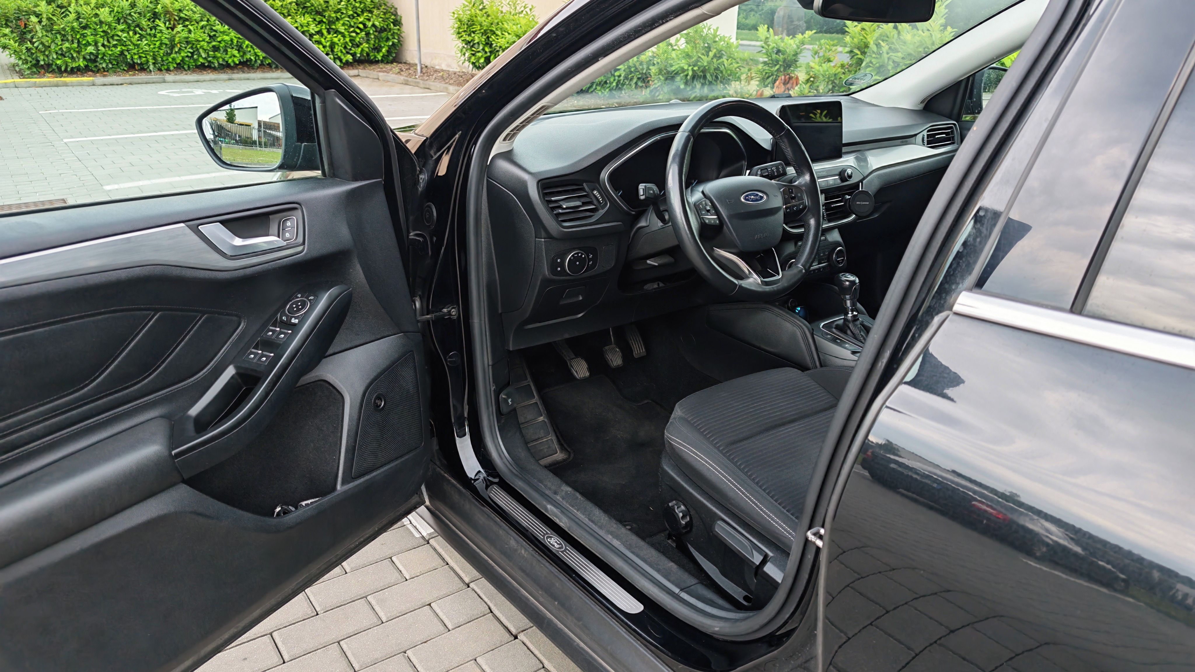 Ford Focus, 2.0 EcoBlue 110kW Titanium+B&O - fotka 6