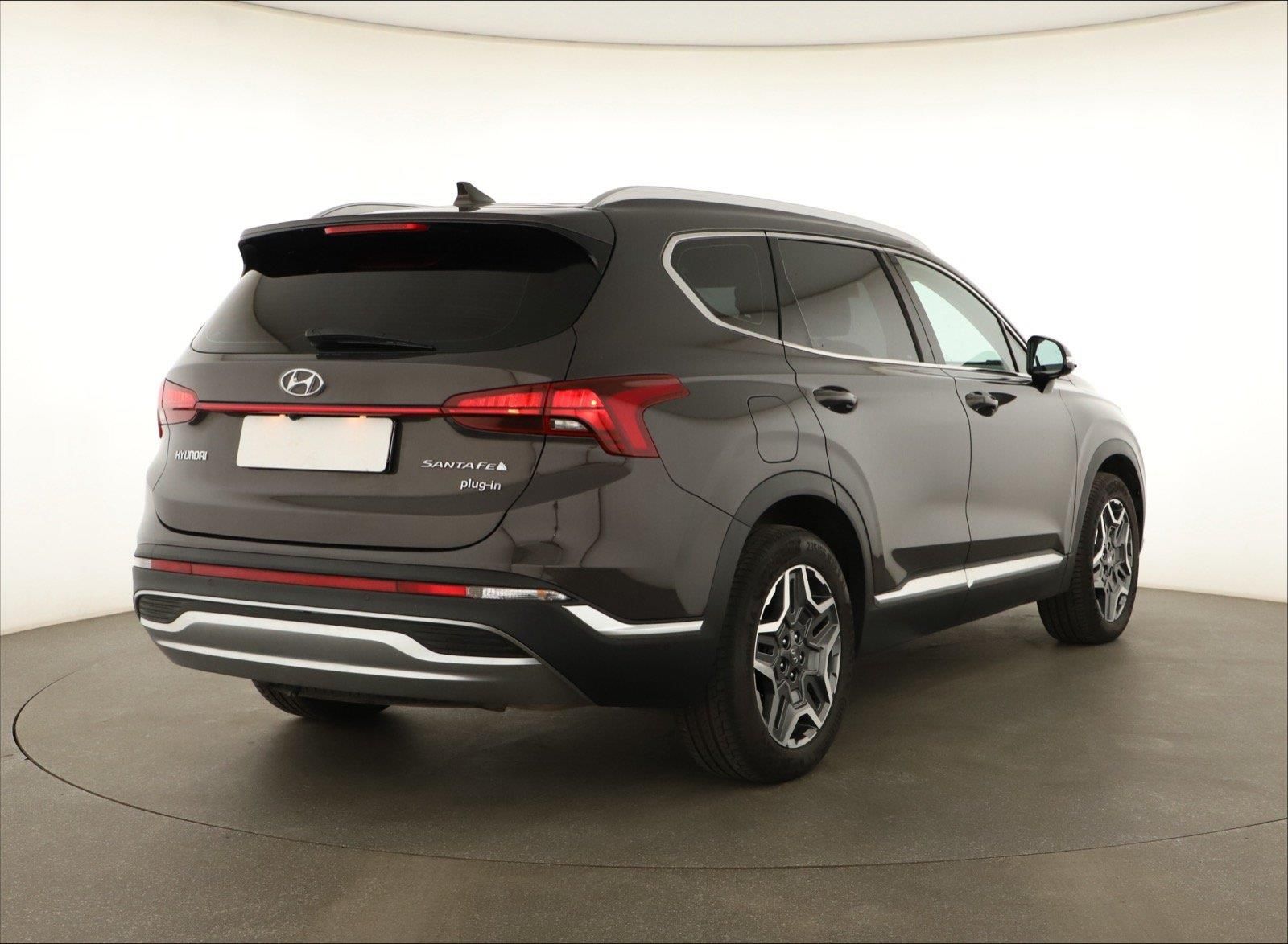 Hyundai Santa Fe, Plug-in Hybrid, ČR - fotka 5